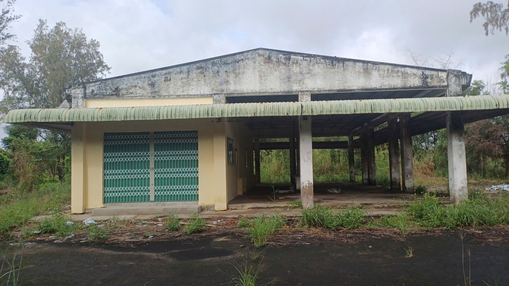 Một phần chợ An Phú được dùng làm nhà văn hóa ấp. Ảnh: VÂN DU