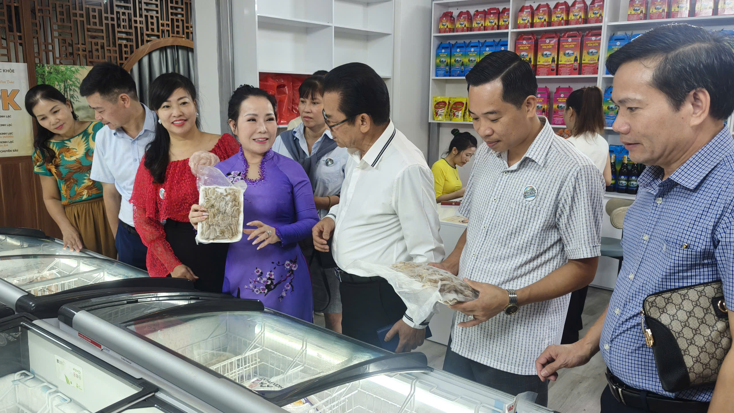 Đem sản phẩm "đặc sản trong lòng di sản" đến Hà Nội- Ảnh 1.