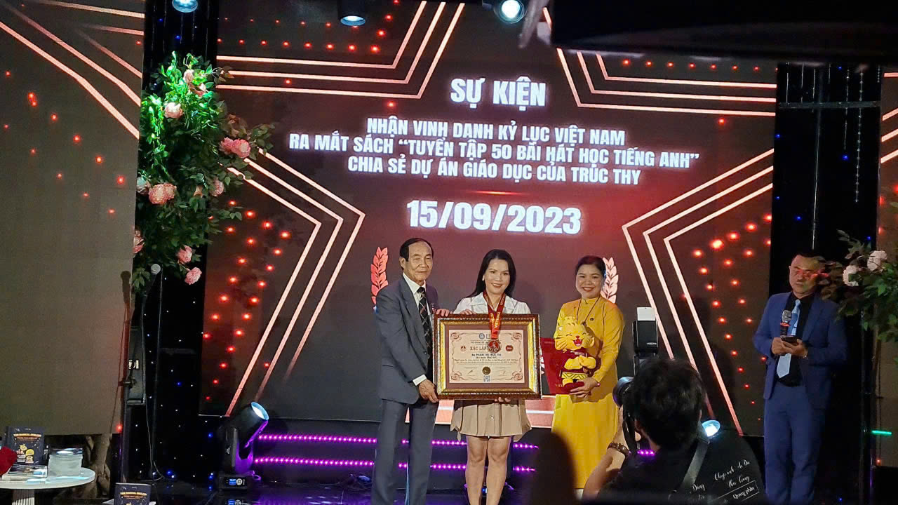Nghệ sĩ Tr&uacute;c Thy: "H&agrave;nh tr&igrave;nh 20 năm trải nghiệm l&agrave;m gi&aacute;o dục"- Ảnh 4.