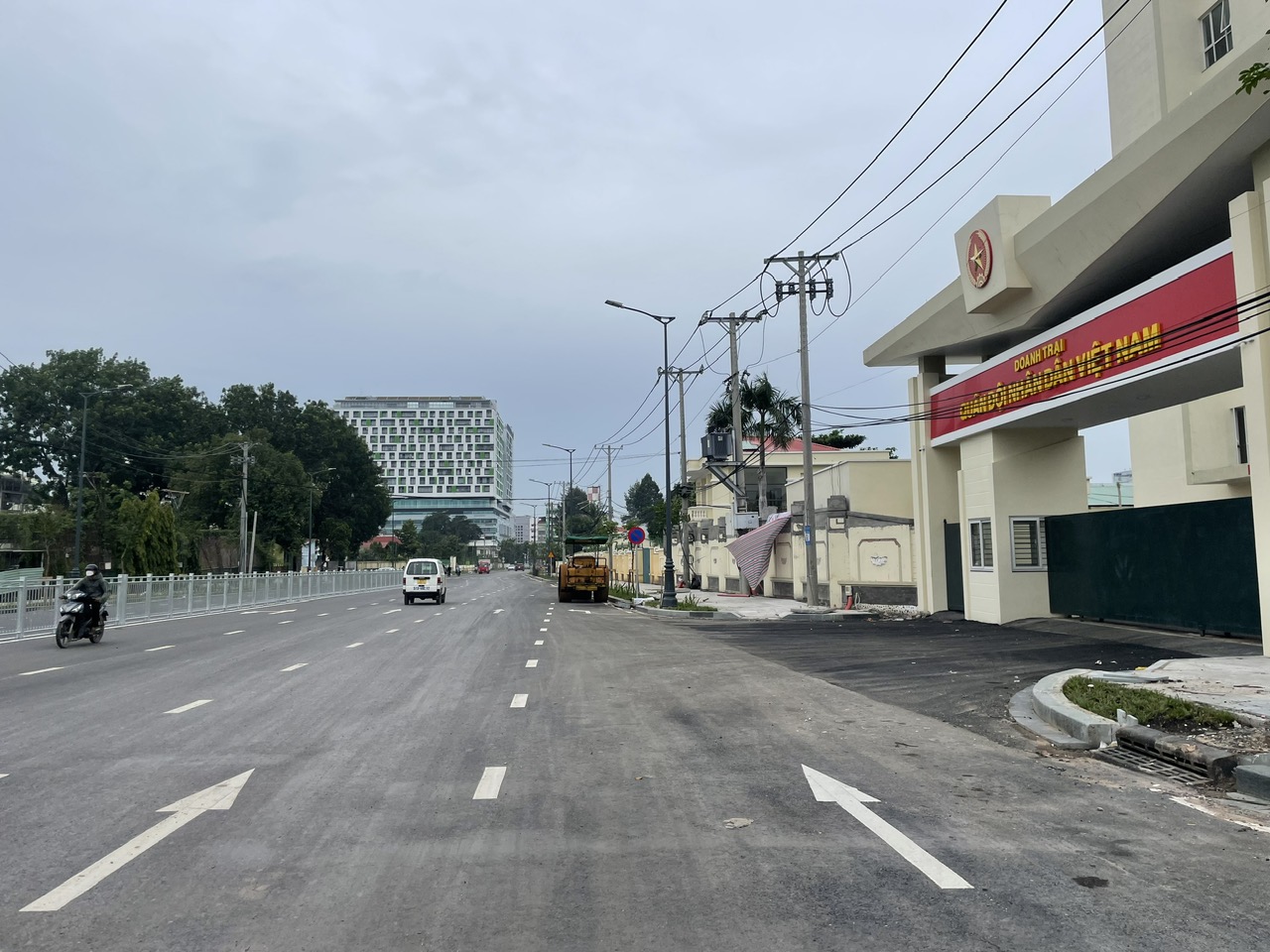 Đường nối Trần Quốc Ho&agrave;n &ndash; Cộng H&ograve;a: Chậm nhất cuối th&aacute;ng 11 b&agrave;n giao mặt bằng cho chủ đầu tư- Ảnh 2.