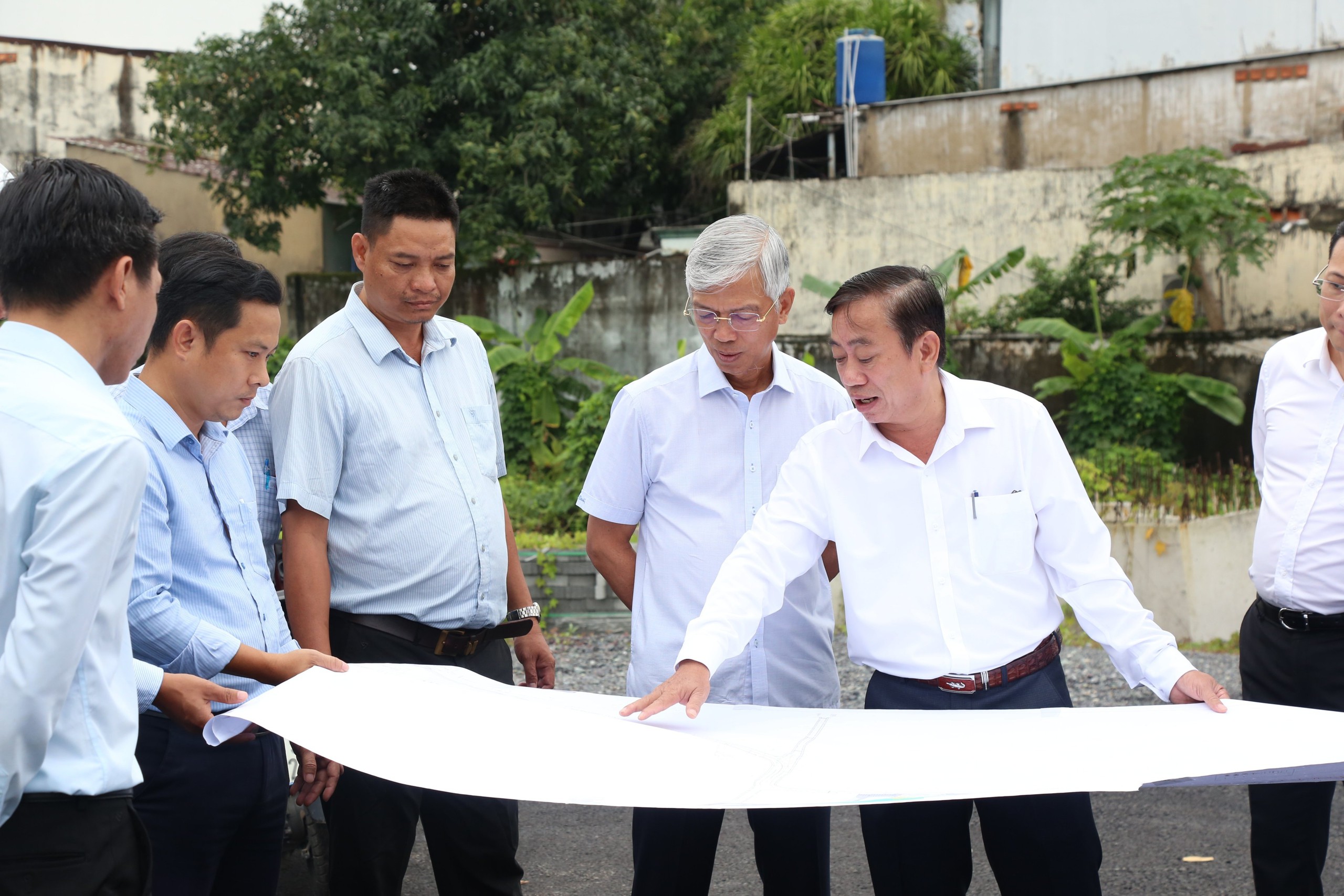 Đường nối Trần Quốc Ho&agrave;n &ndash; Cộng H&ograve;a: Chậm nhất cuối th&aacute;ng 11 b&agrave;n giao mặt bằng cho chủ đầu tư- Ảnh 1.