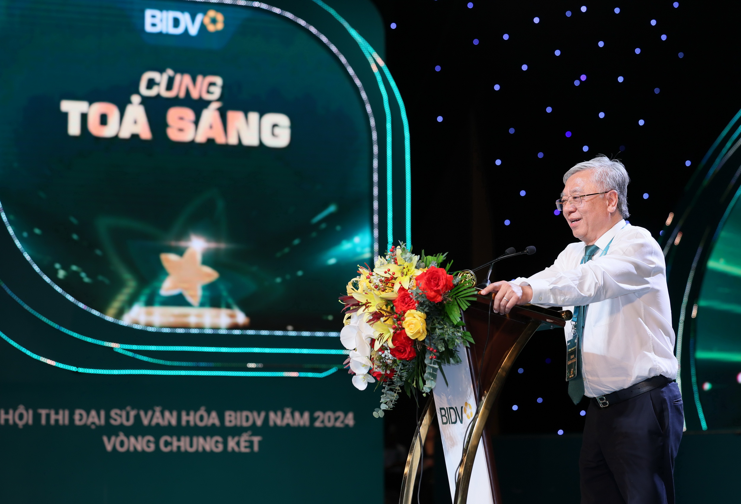 Nh&acirc;n vi&ecirc;n ng&acirc;n h&agrave;ng xuất sắc th&agrave;nh Đại sứ văn h&oacute;a BIDV- Ảnh 2.