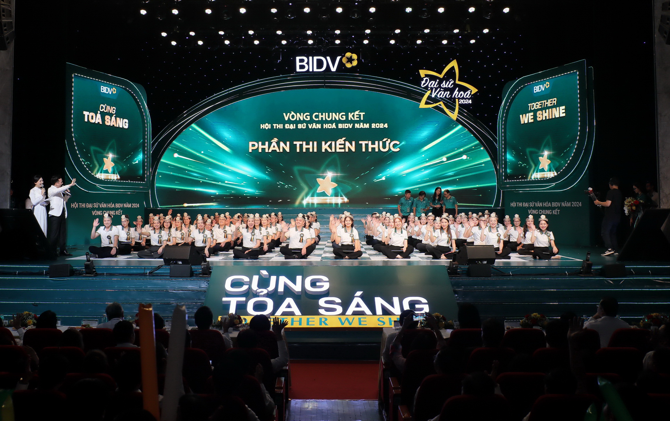 Nh&acirc;n vi&ecirc;n ng&acirc;n h&agrave;ng xuất sắc th&agrave;nh Đại sứ văn h&oacute;a BIDV- Ảnh 1.