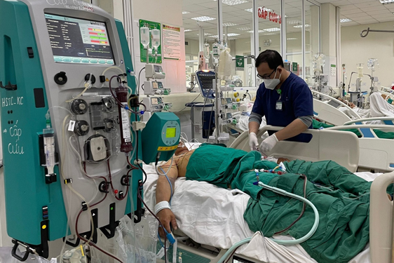 Người mắc c&uacute;m A dễ diễn tiến xấu khi c&oacute; bệnh nền