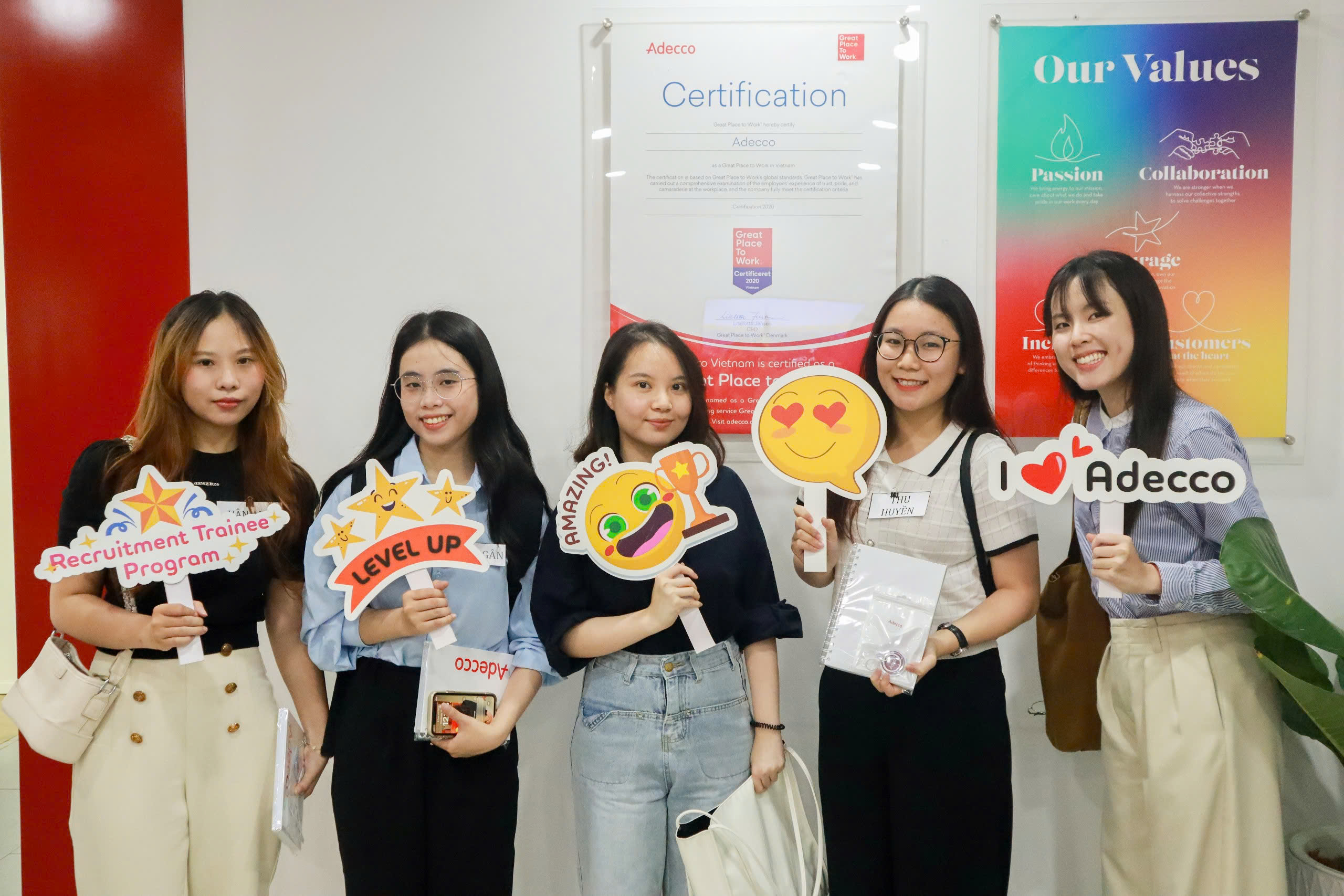 N&ecirc;n hay kh&ocirc;ng khi dỗi sếp l&agrave; nhảy việc?- Ảnh 1.