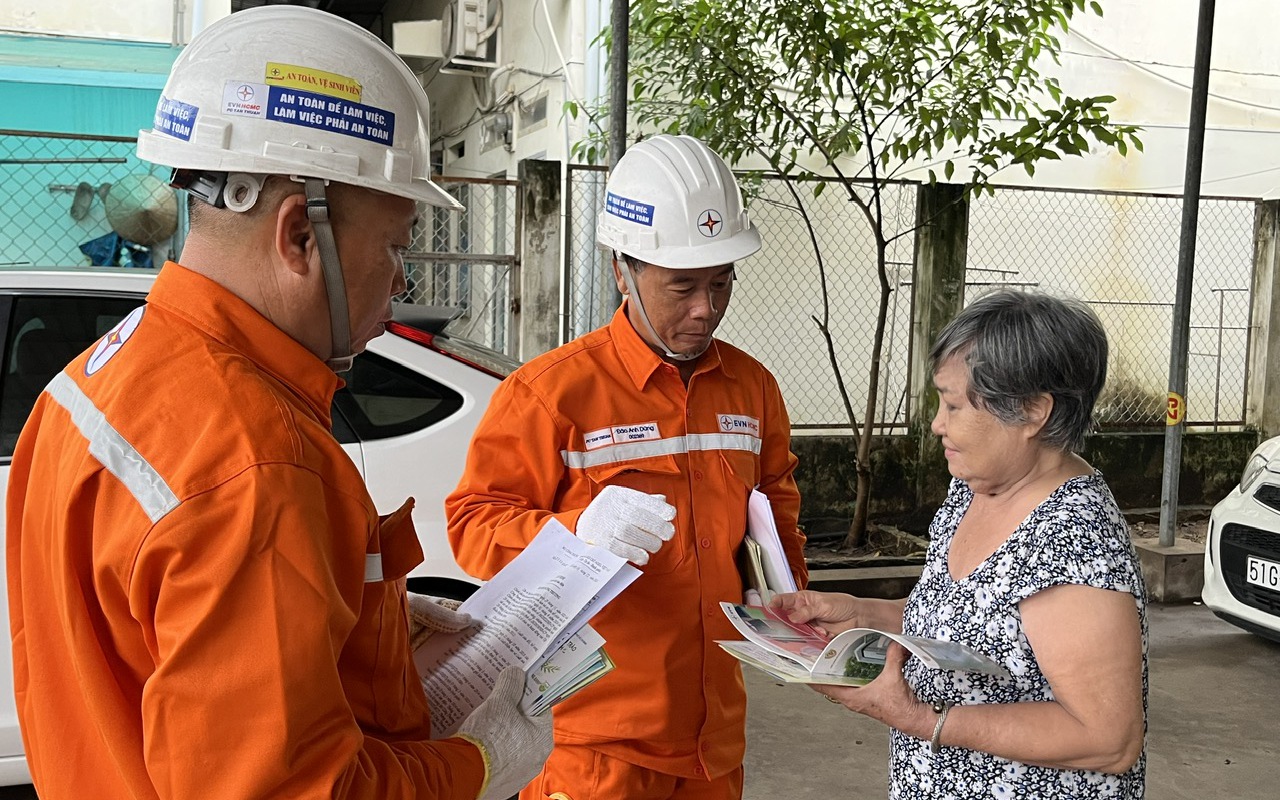 TP HCM: gần 1,5 triệu người thuê trọ tại đã được cấp định mức điện