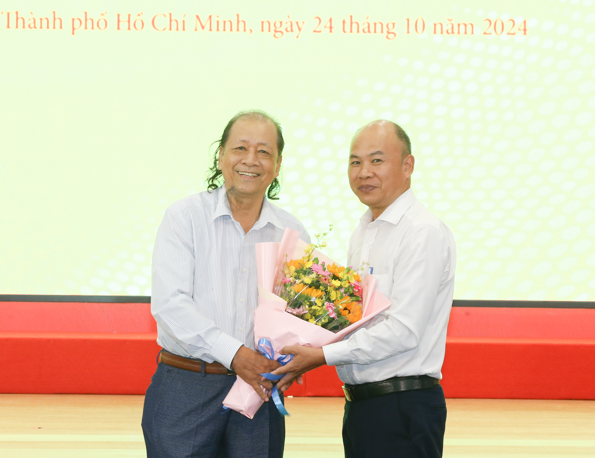 Giải Mai V&agrave;ng - 30 năm ấy biết bao nhi&ecirc;u t&igrave;nh- Ảnh 31.