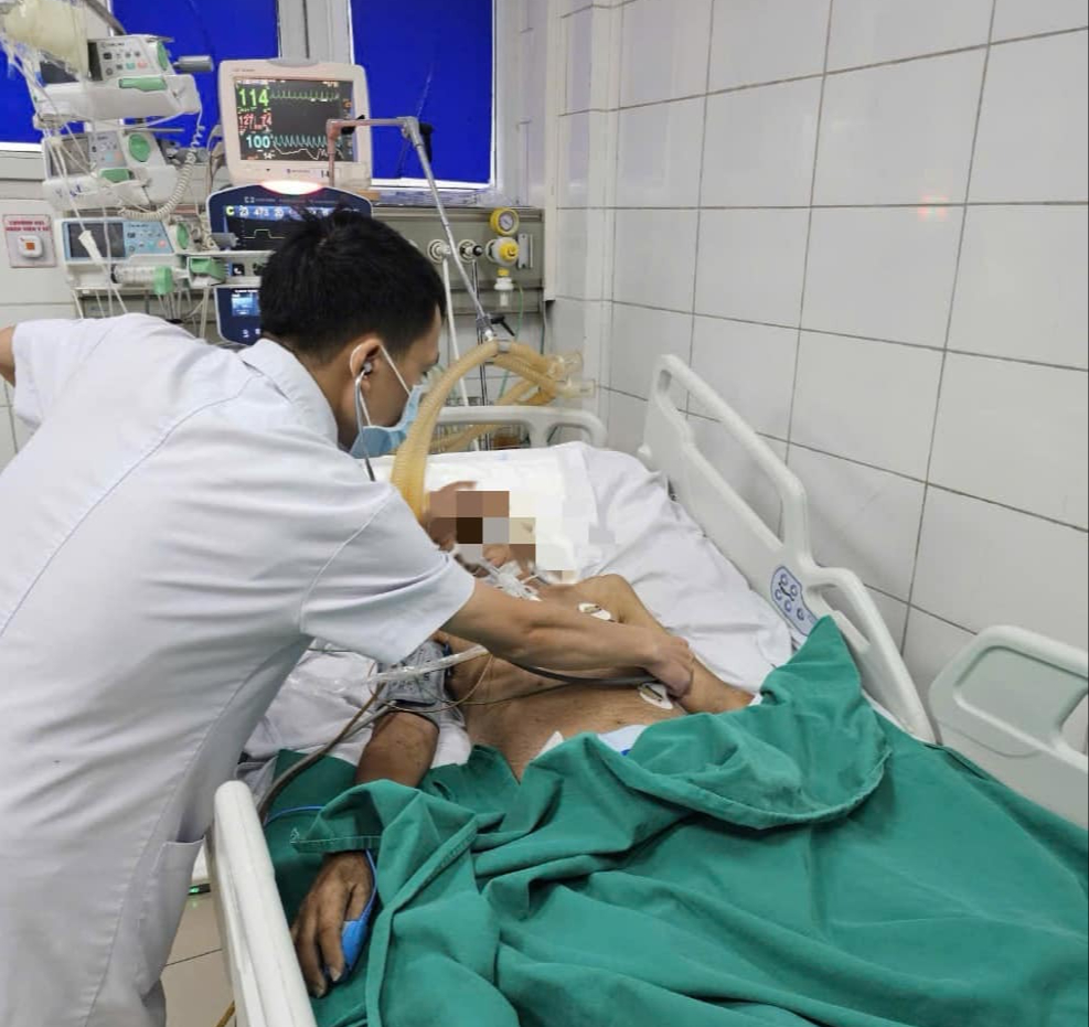 Phát hiện vô số giun lươn trong khi điều trị ung thư- Ảnh 1.