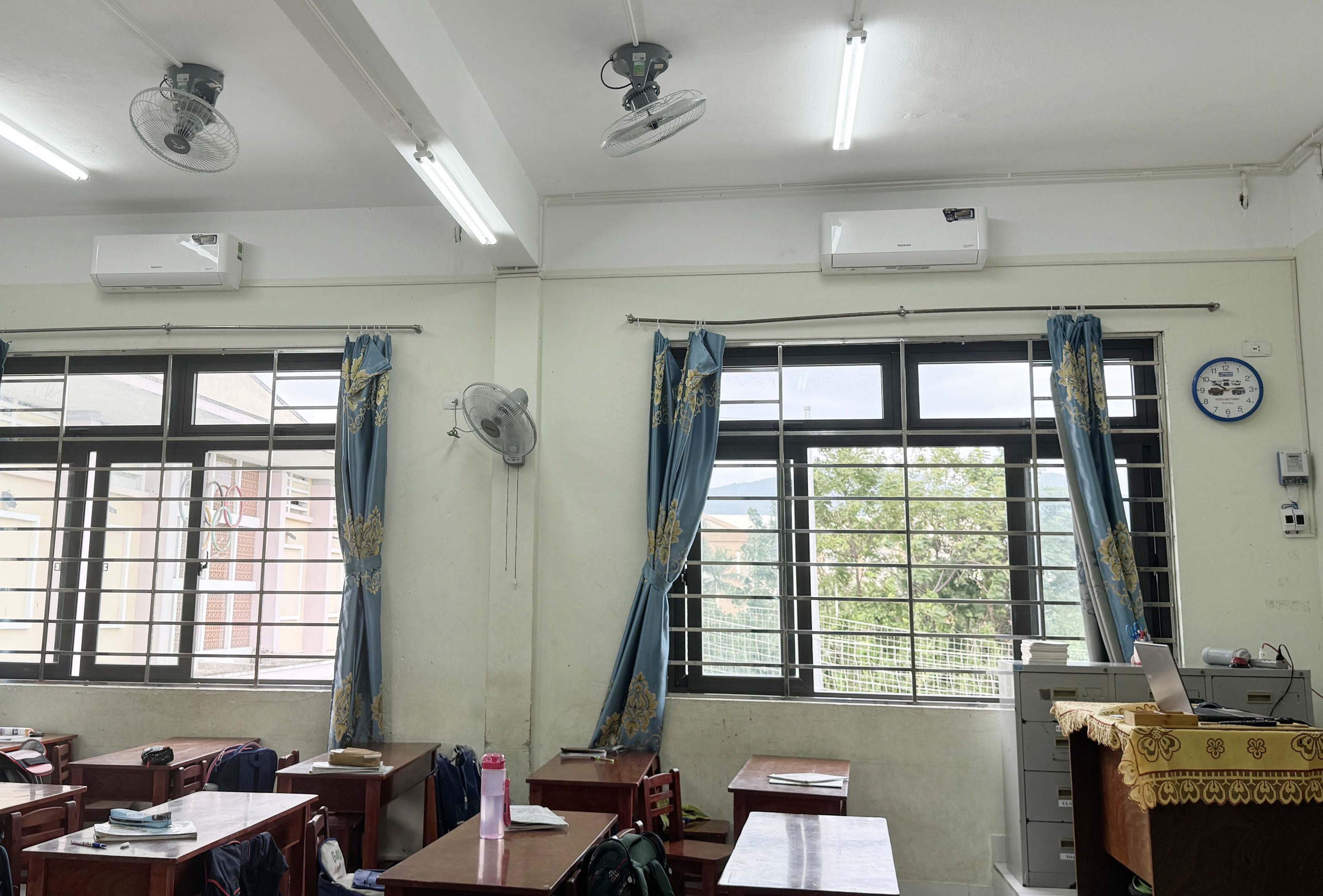 Đ&agrave; Nẵng: Hiệu trưởng n&oacute;i về th&ocirc;ng tin "y&ecirc;u cầu tự nguyện để lại điều ho&agrave;"- Ảnh 2.