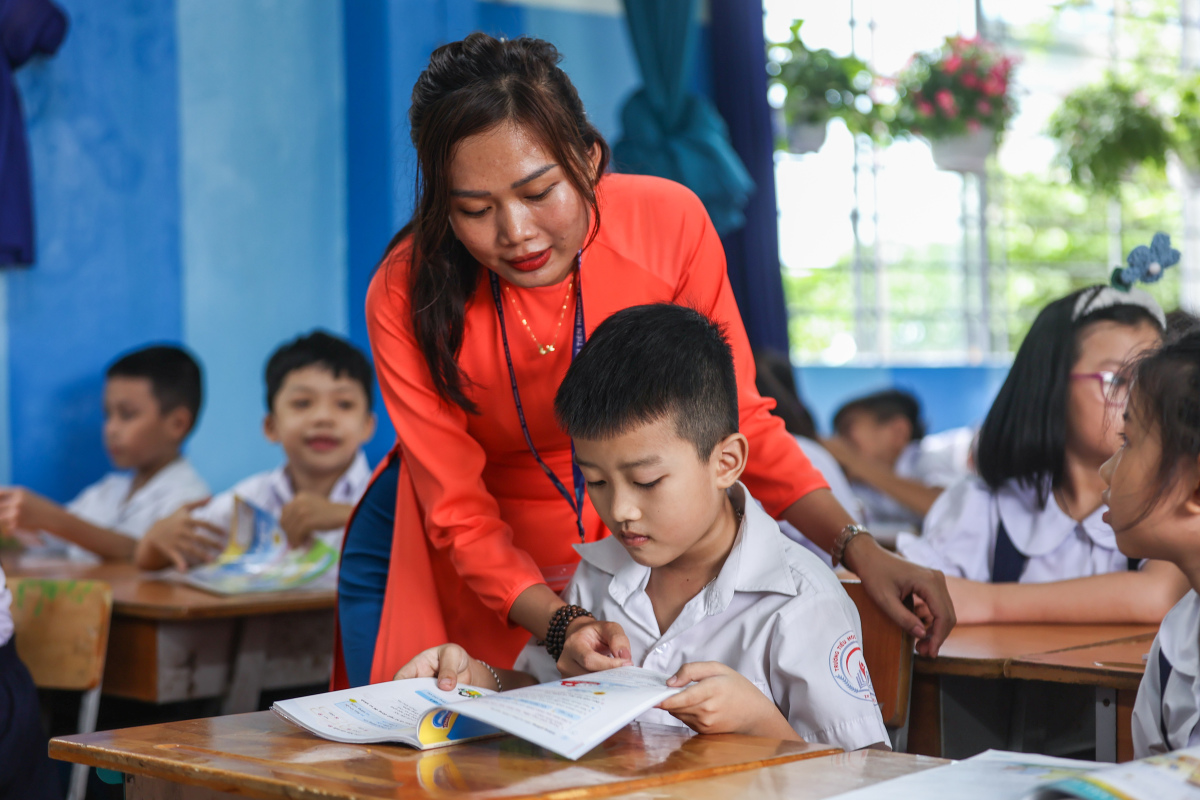 "Lương nhà giáo được ưu tiên xếp cao nhất" khó thành hiện thực- Ảnh 1.