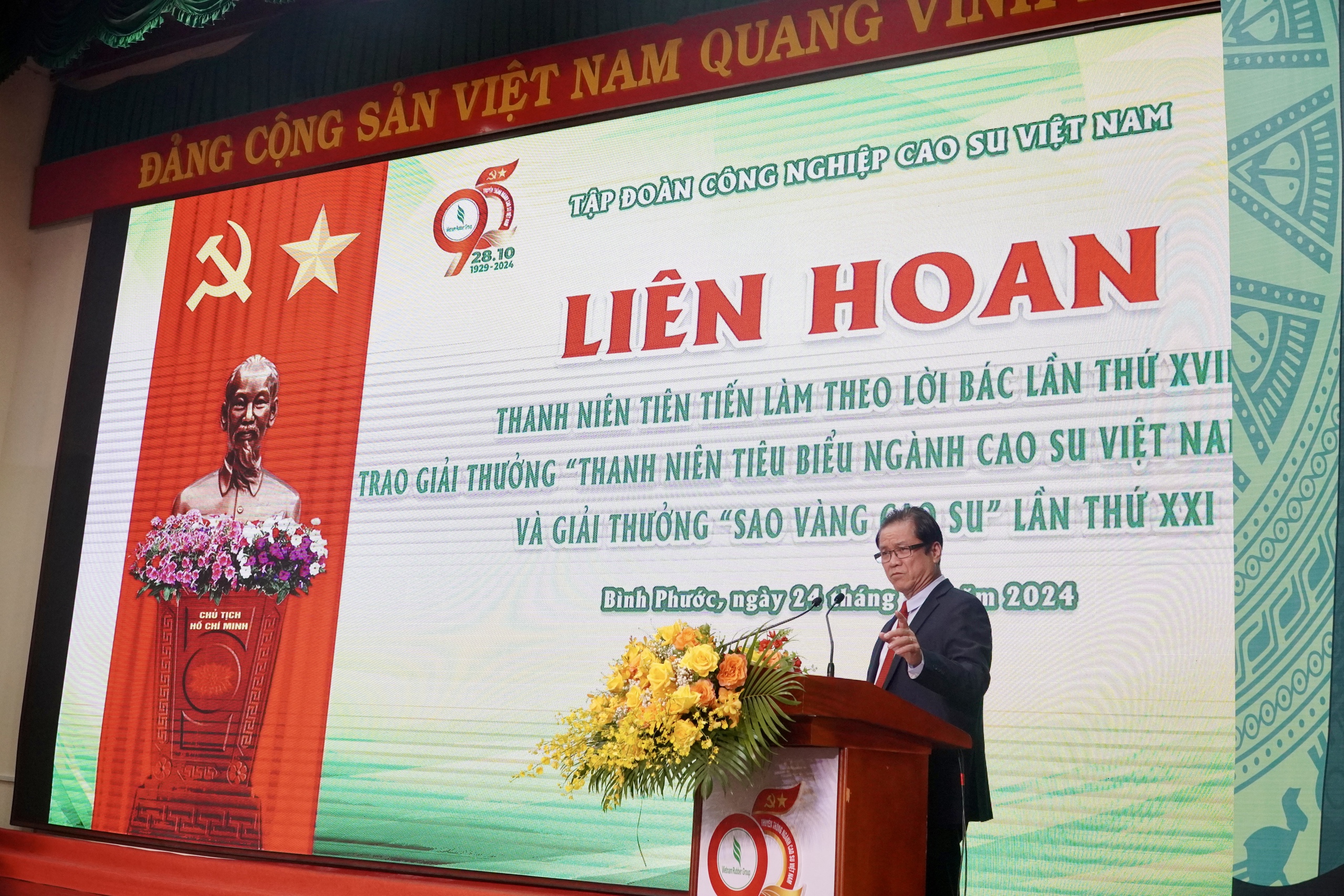 Tuy&ecirc;n dương thanh ni&ecirc;n ti&ecirc;u biểu ng&agrave;nh cao su l&agrave;m theo lời B&aacute;c- Ảnh 5.