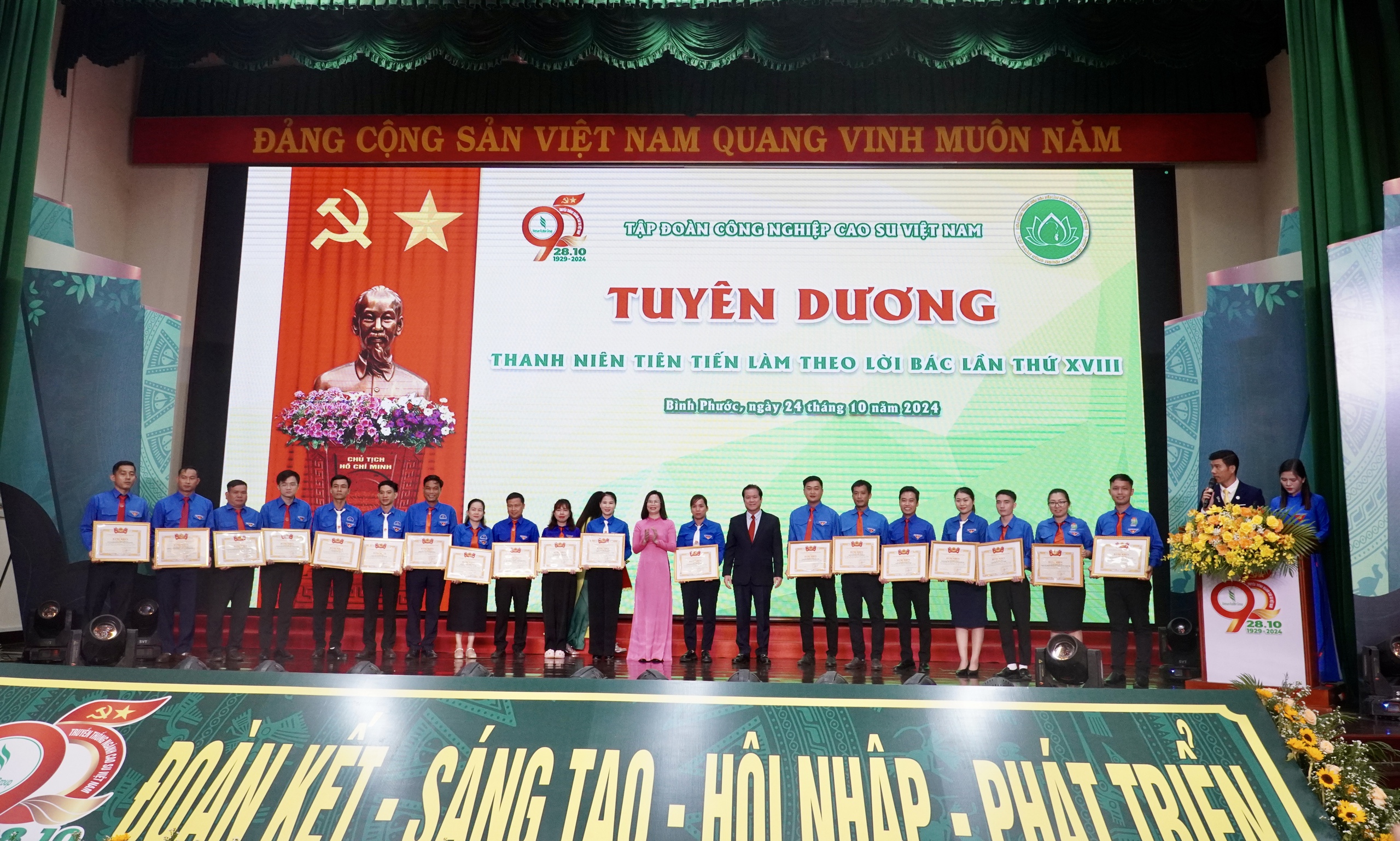 Tuy&ecirc;n dương thanh ni&ecirc;n ti&ecirc;u biểu ng&agrave;nh cao su l&agrave;m theo lời B&aacute;c- Ảnh 6.