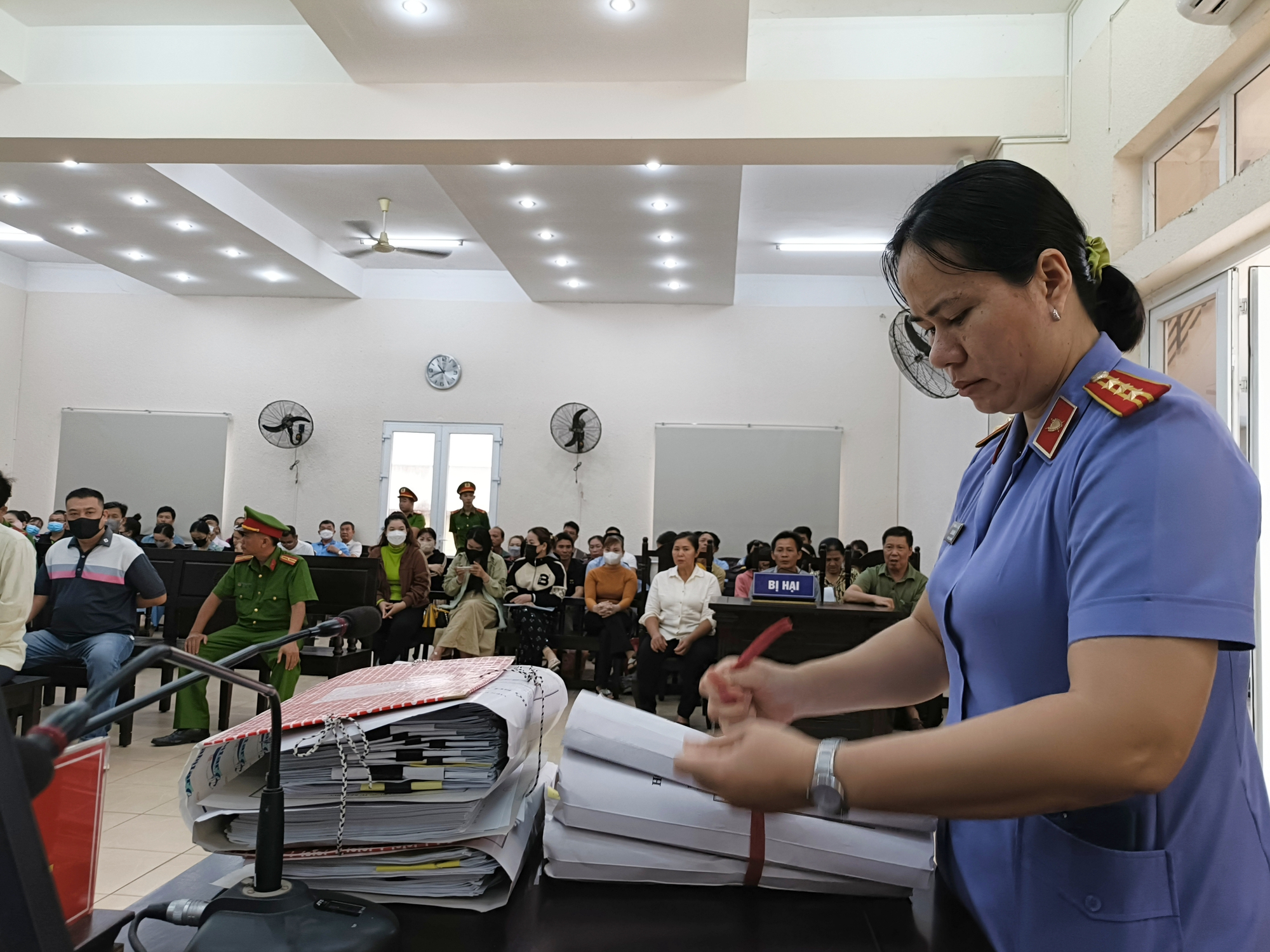X&eacute;t xử vụ &aacute;n ch&aacute;y qu&aacute;n karaoke An Ph&uacute;: Xuất hiện nh&acirc;n chứng mới- Ảnh 6.