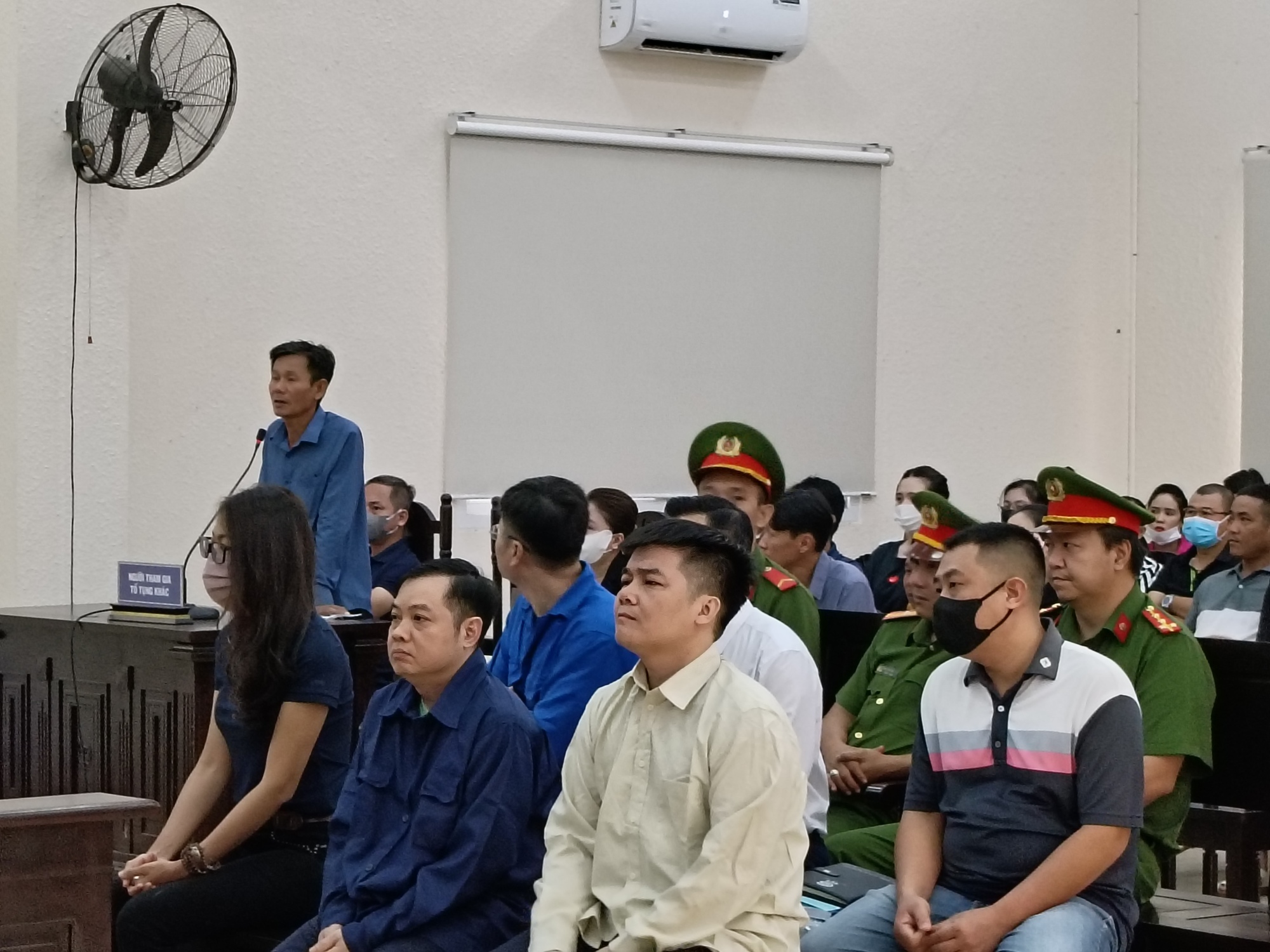 X&eacute;t xử vụ &aacute;n ch&aacute;y qu&aacute;n karaoke An Ph&uacute;: Xuất hiện nh&acirc;n chứng mới- Ảnh 1.