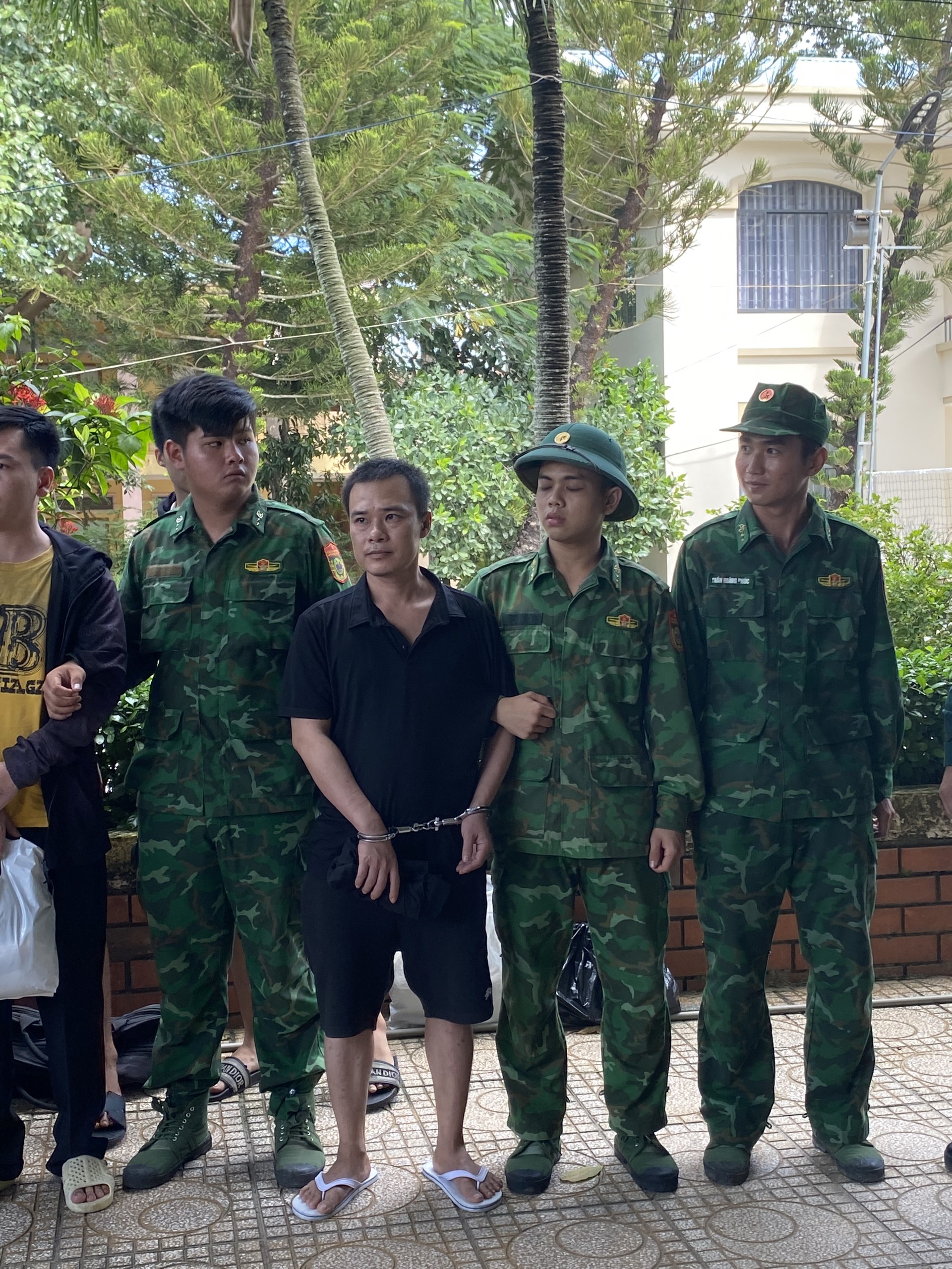 Bắt đối tượng cuối c&ugrave;ng trong vụ cướp tiệm v&agrave;ng ở B&igrave;nh Dương- Ảnh 1.