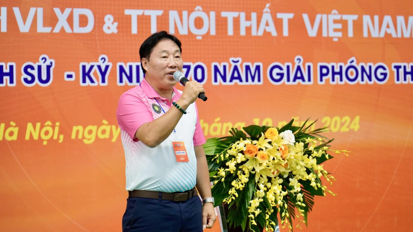 Giải Quần vợt m&ugrave;a thu H&agrave; Nội g&oacute;p 100 triệu gi&uacute;p đồng b&agrave;o bị b&atilde;o lũ- Ảnh 2.