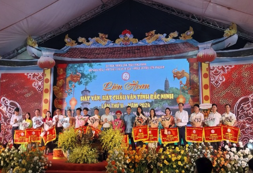 Bộ VH-TT-DL "tuýt còi" việc diễn xướng hầu đồng không đúng bản chất- Ảnh 1.
