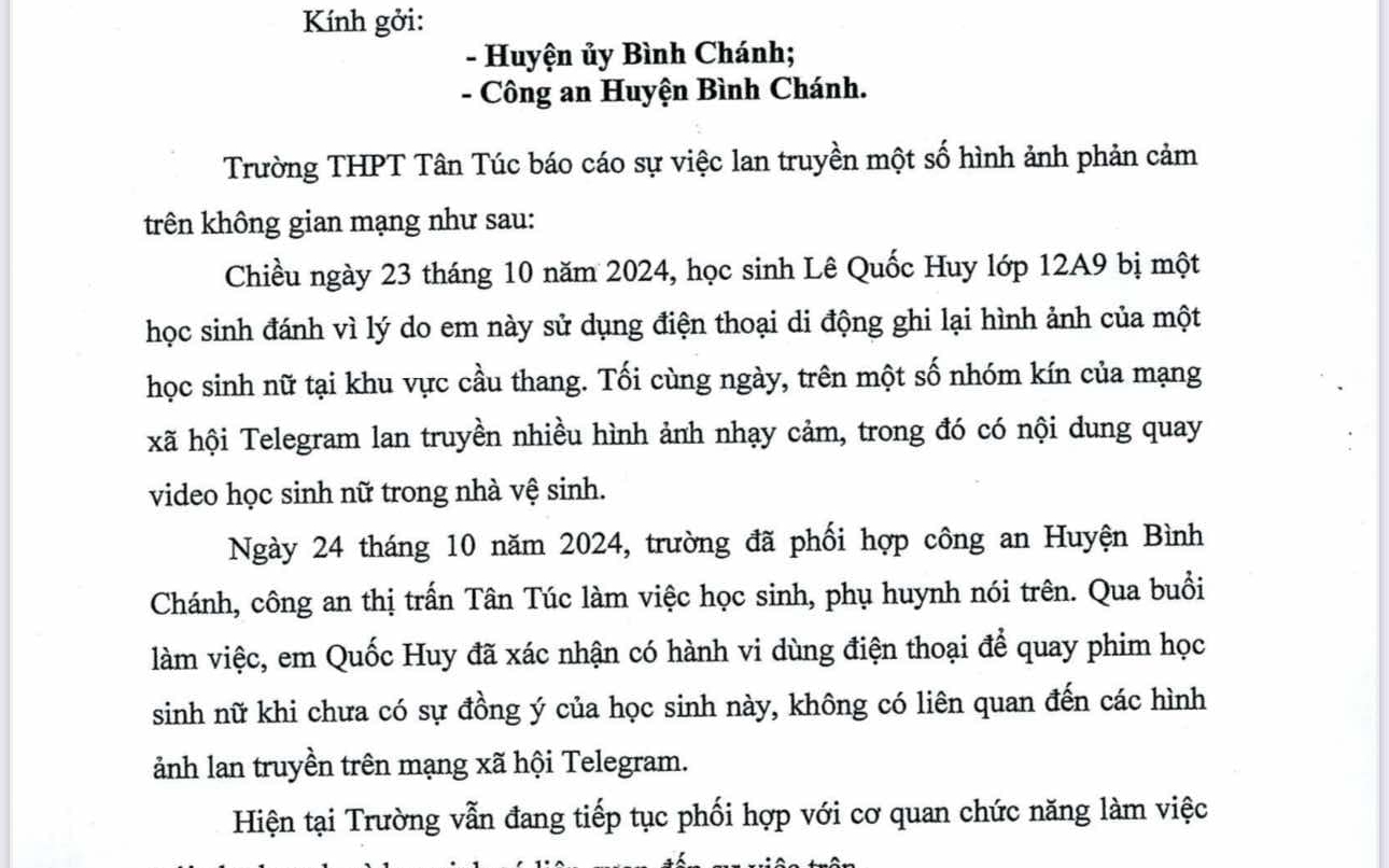 Vụ hàng ngàn clip nữ sinh bị quay lén trong nhà vệ sinh: Trường mời 1 học sinh lên làm việc