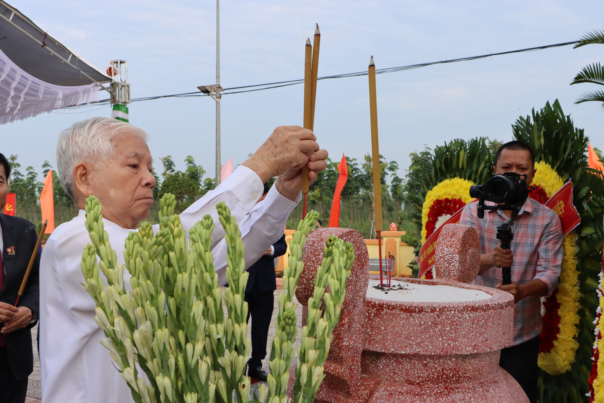 "Vàng trắng" tạo nguồn lực dựng xây quê hương- Ảnh 7.
