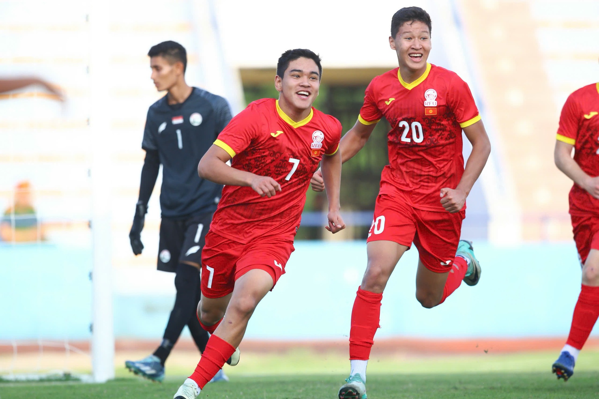 U17 Yemen tiếp tục tạo bất ngờ, U17 Việt Nam th&ecirc;m kh&oacute; khăn- Ảnh 1.