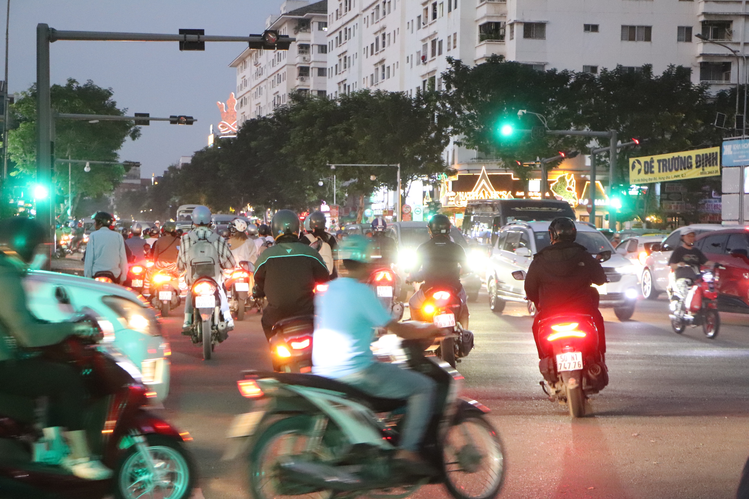 TP HCM: Lý do cả trăm người đi ngược chiều ở quận 7- Ảnh 5.