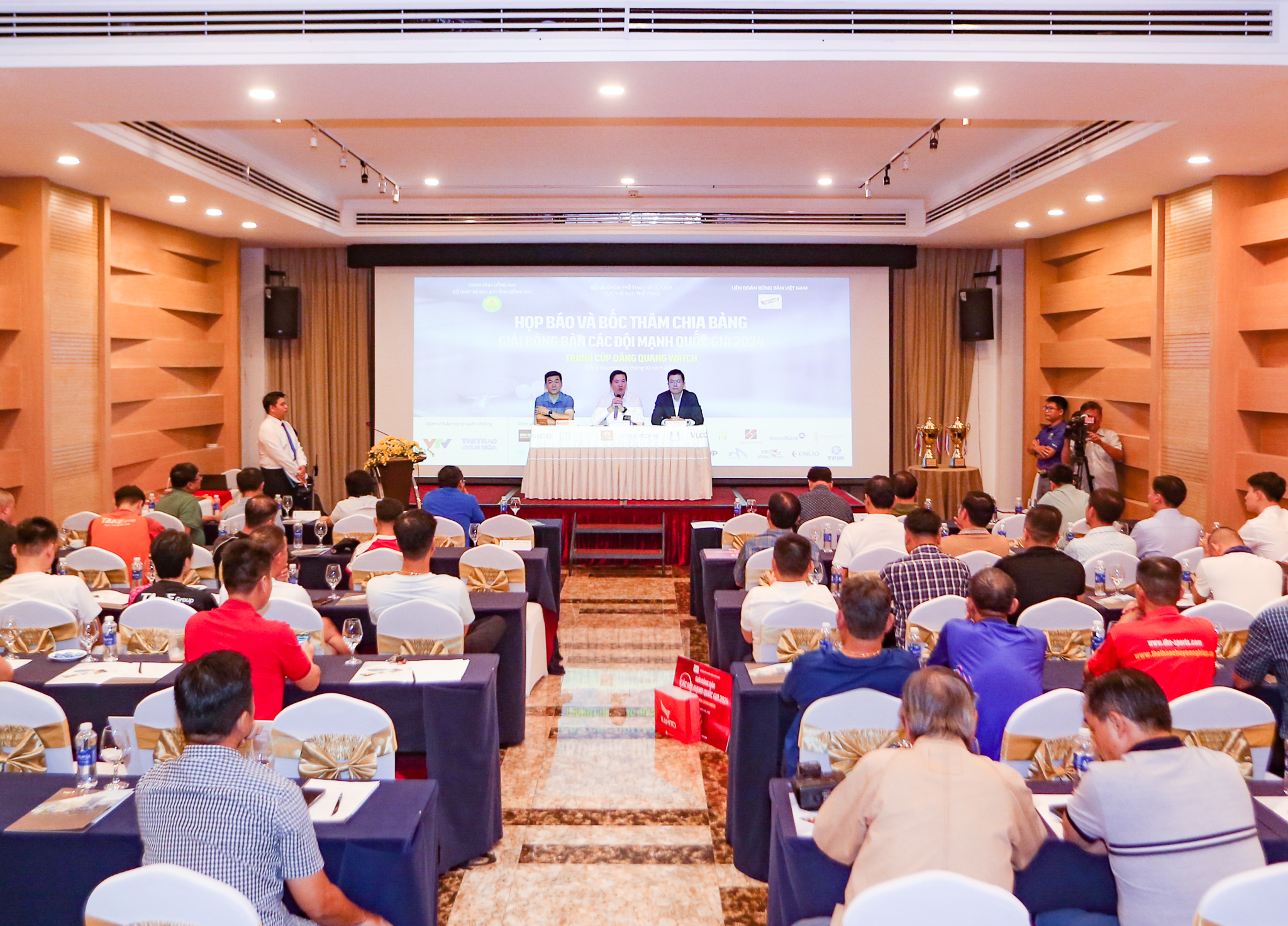 Kỷ lục tiền thưởng ở Giải B&oacute;ng b&agrave;n c&aacute;c đội mạnh quốc gia 2024- Ảnh 2.