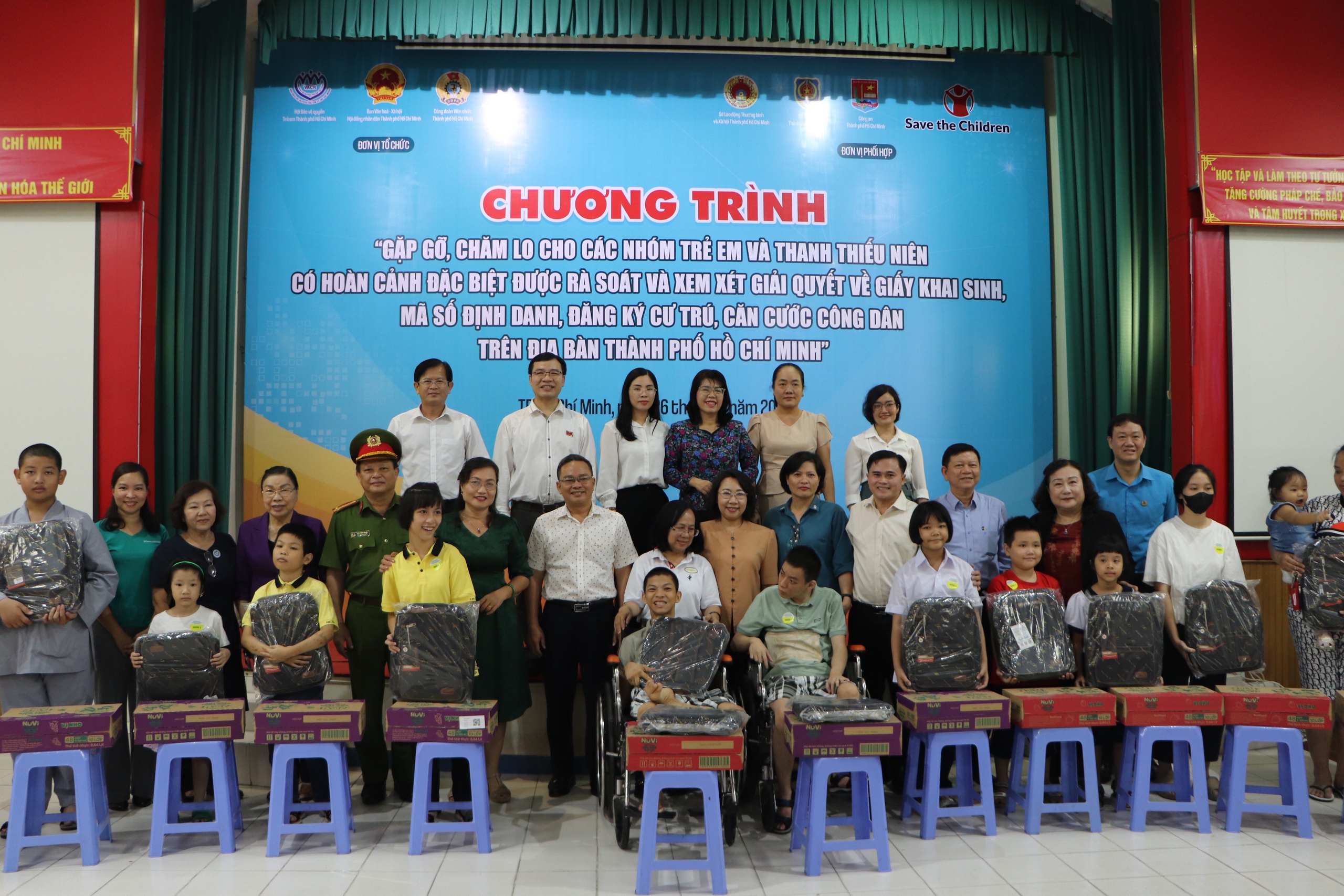 TP HCM: Cấp giấy khai sinh, CCCD cho trẻ em c&oacute; ho&agrave;n cảnh đặc biệt- Ảnh 1.