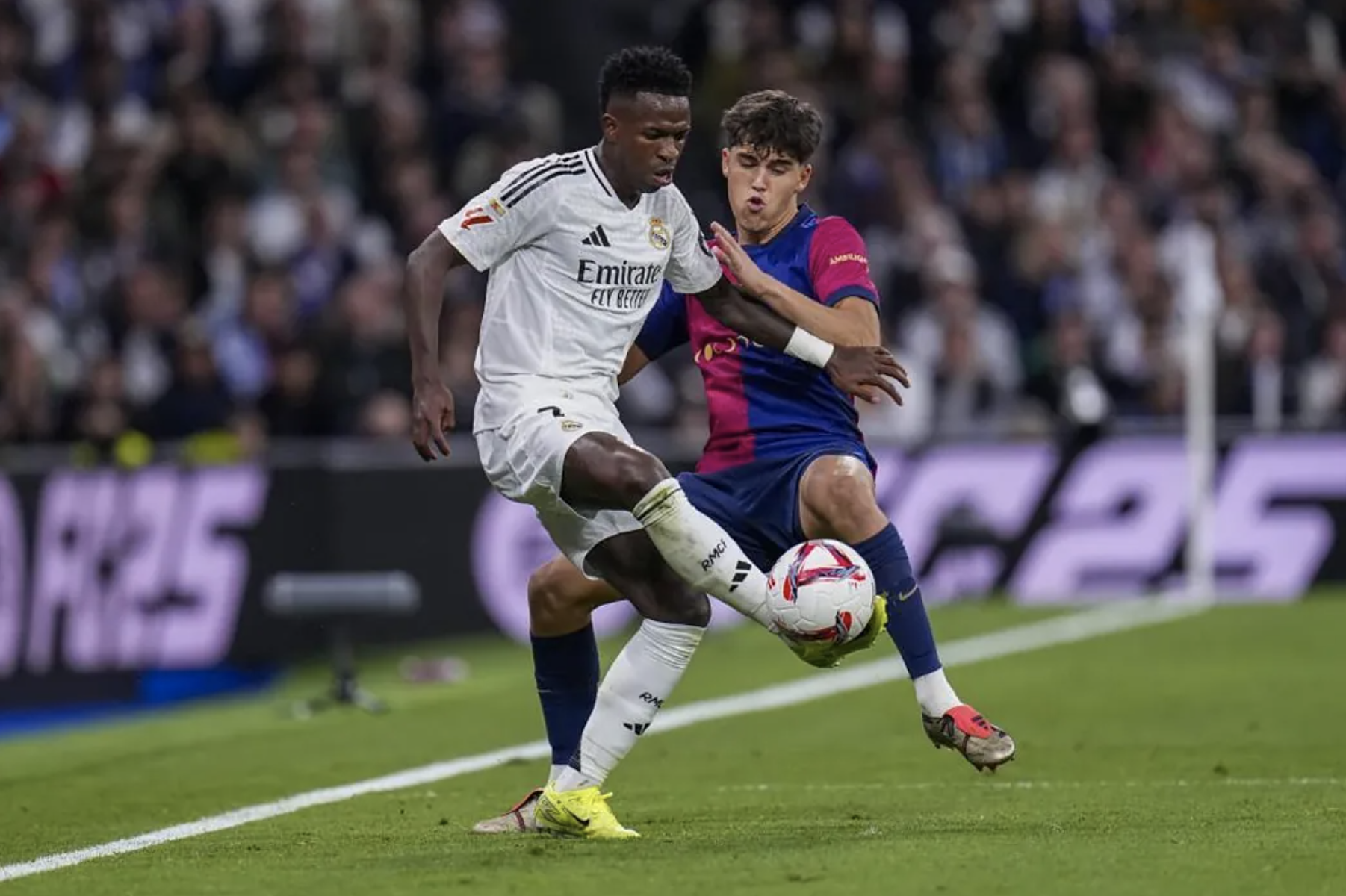 Lamine Yamal lập kỷ lục, Barcelona nghiền nát Real Madrid - Ảnh 6.