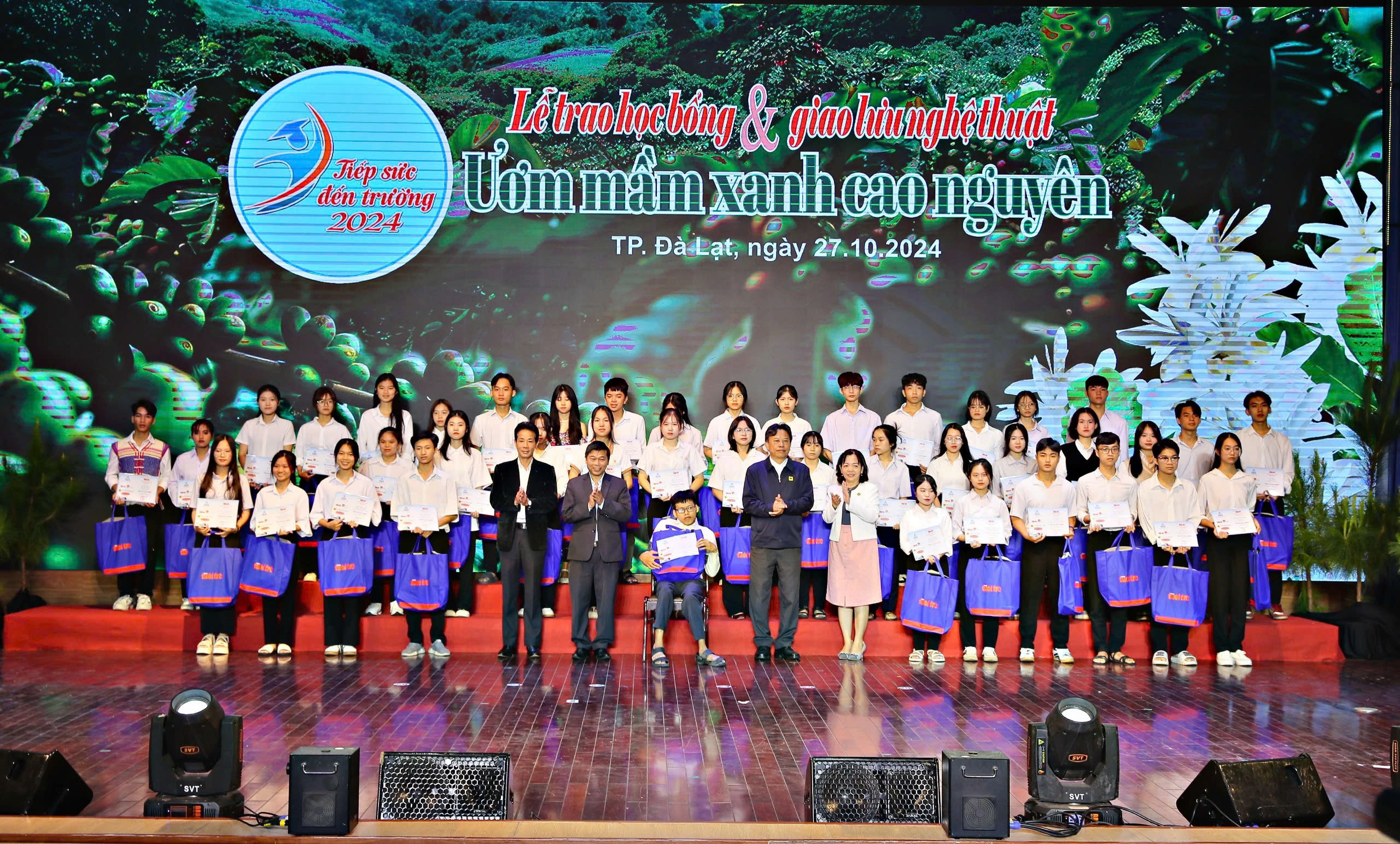 X&uacute;c động với &yacute; ch&iacute; của nữ sinh vi&ecirc;n ung thư giai đoạn 3- Ảnh 3.