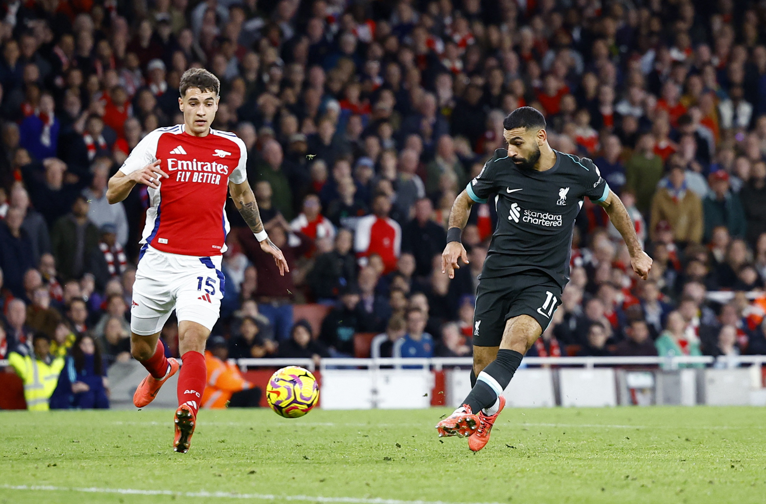 Liverpool mất ng&ocirc;i đầu, Arsenal mất qu&acirc;n sau đại chiến- Ảnh 5.