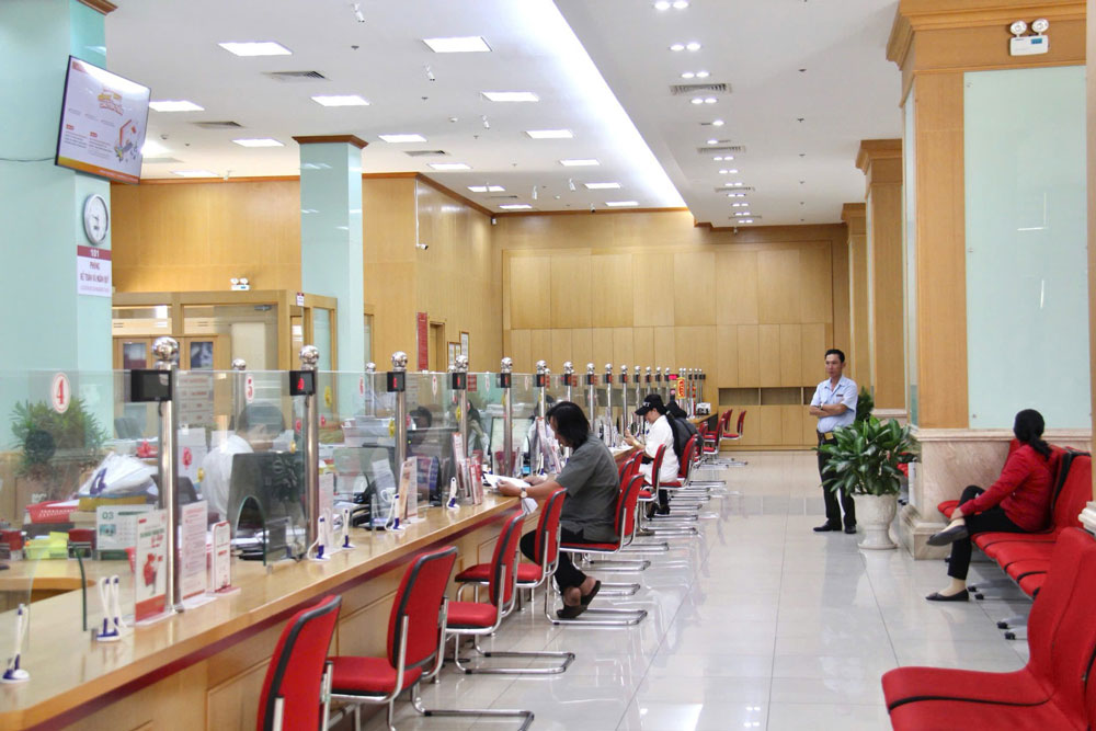 Chỉ ri&ecirc;ng Agribank đ&atilde; triển khai tới 6 g&oacute;i t&iacute;n dụng ưu đ&atilde;i cho doanh nghiệp. Ảnh: LAM GIANG