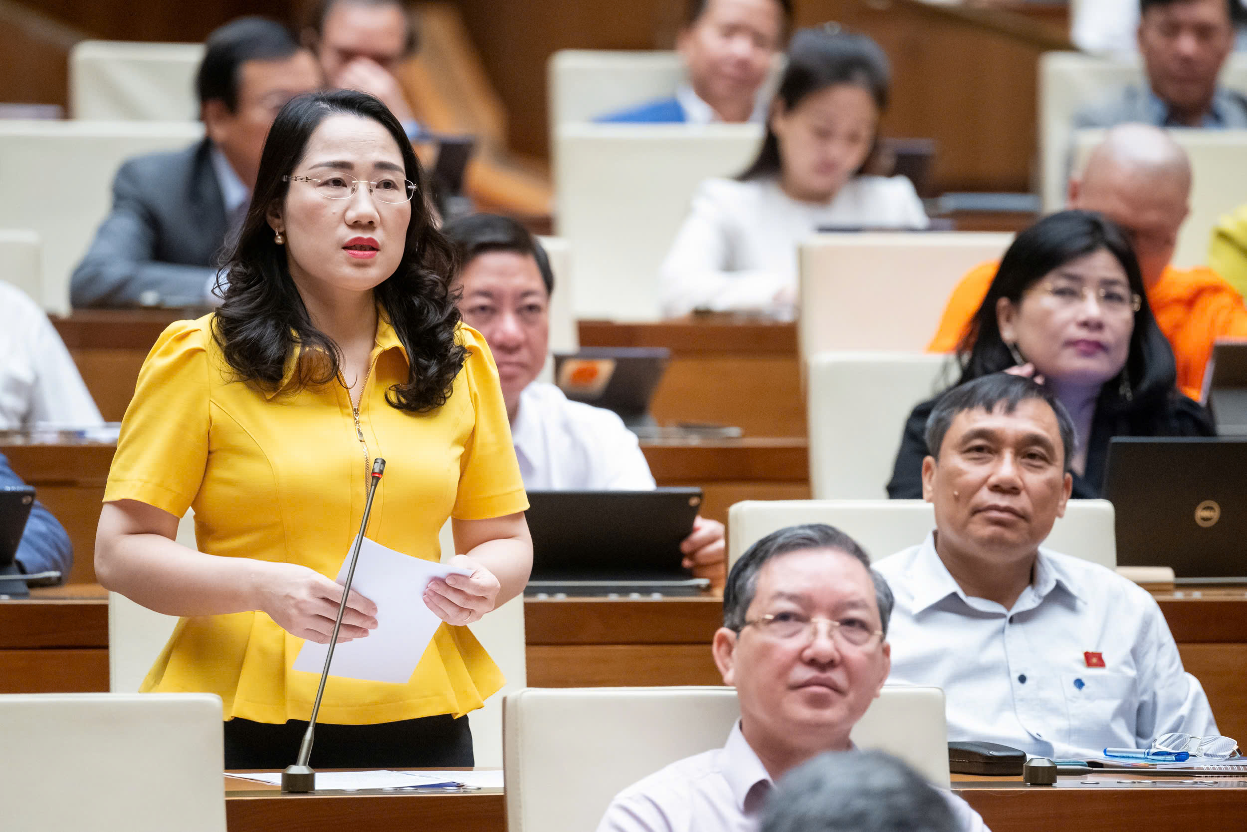 Đại biểu Quốc hội: Chung cư đã sử dụng vài thập kỷ, giá vẫn tăng gấp đôi, gấp ba- Ảnh 1.