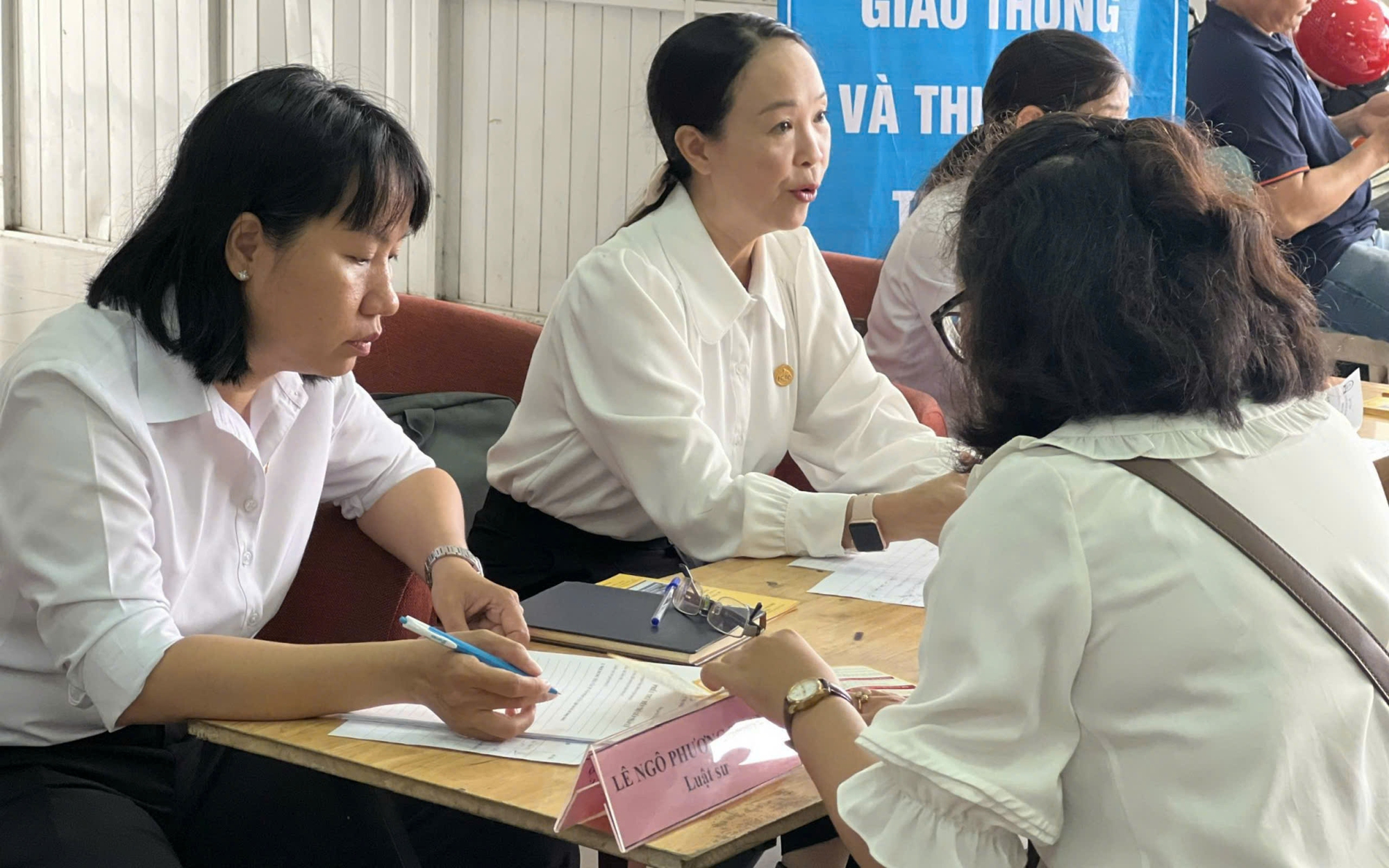 Hợp đồng ký sai thẩm quyền, người lao động lãnh đủ