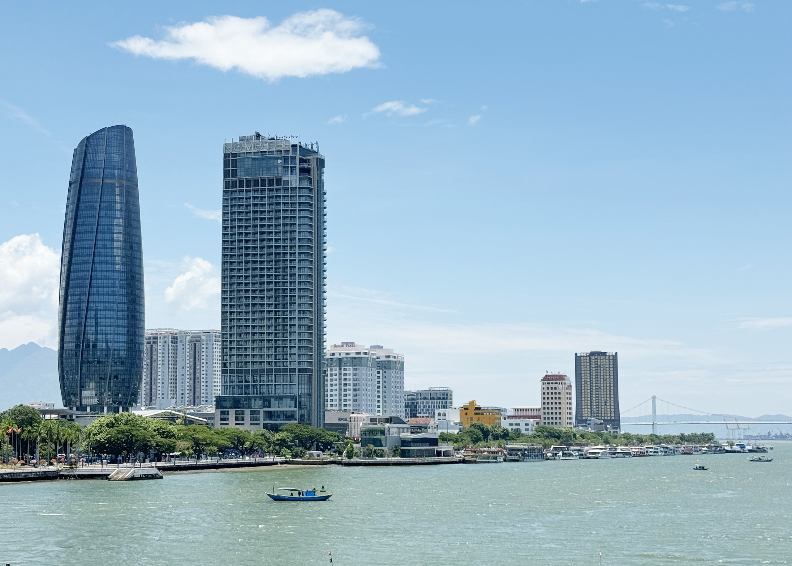 Dấu ấn s&acirc;u sắc của Tổng B&iacute; thư Nguyễn Ph&uacute; Trọng: Quyết s&aacute;ch quan trọng để c&aacute;c địa phương đột ph&aacute;- Ảnh 19.