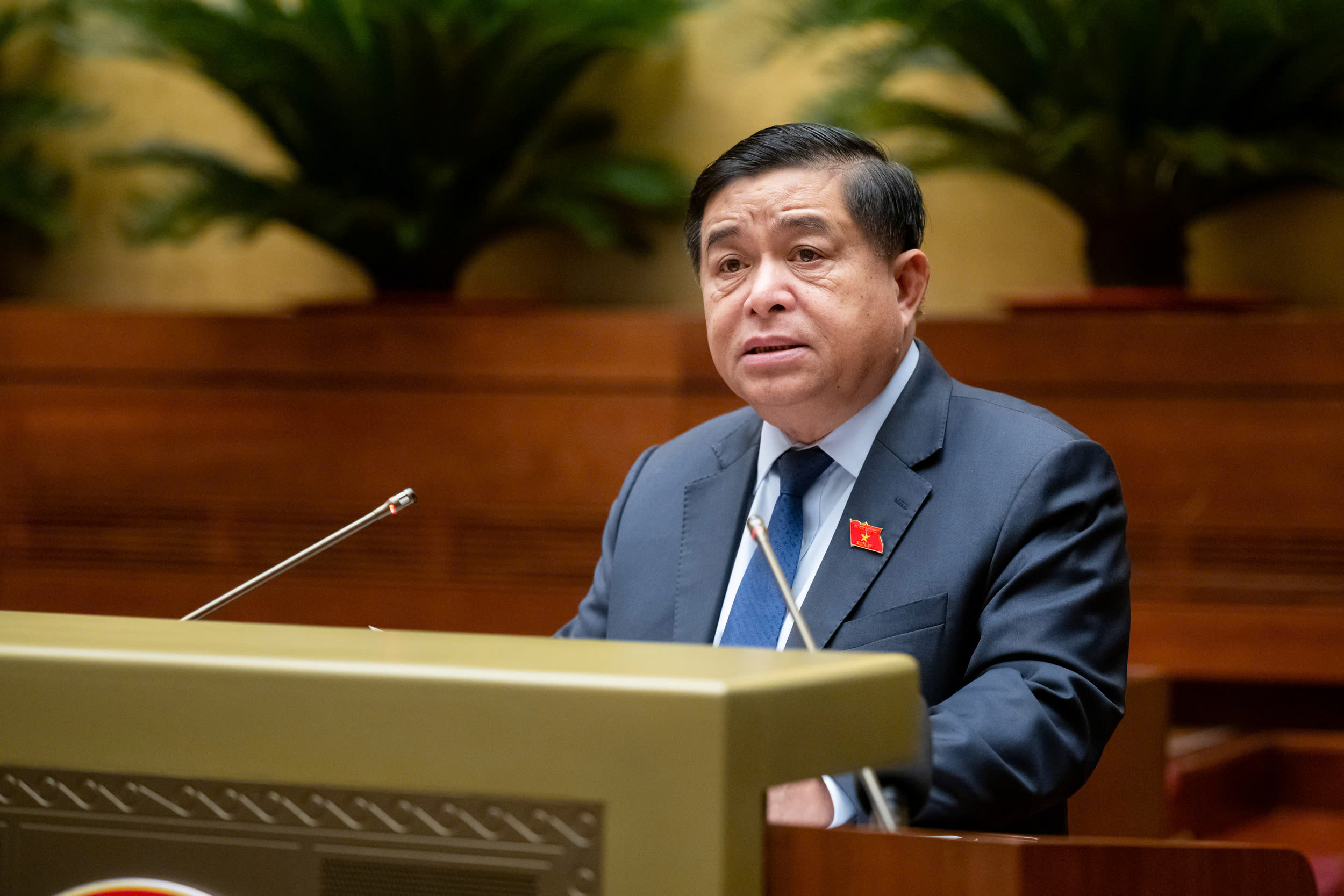 Sửa Luật Đầu tư công để không đùn đẩy trách nhiệm, tránh tạo cơ chế "xin-cho"- Ảnh 1.