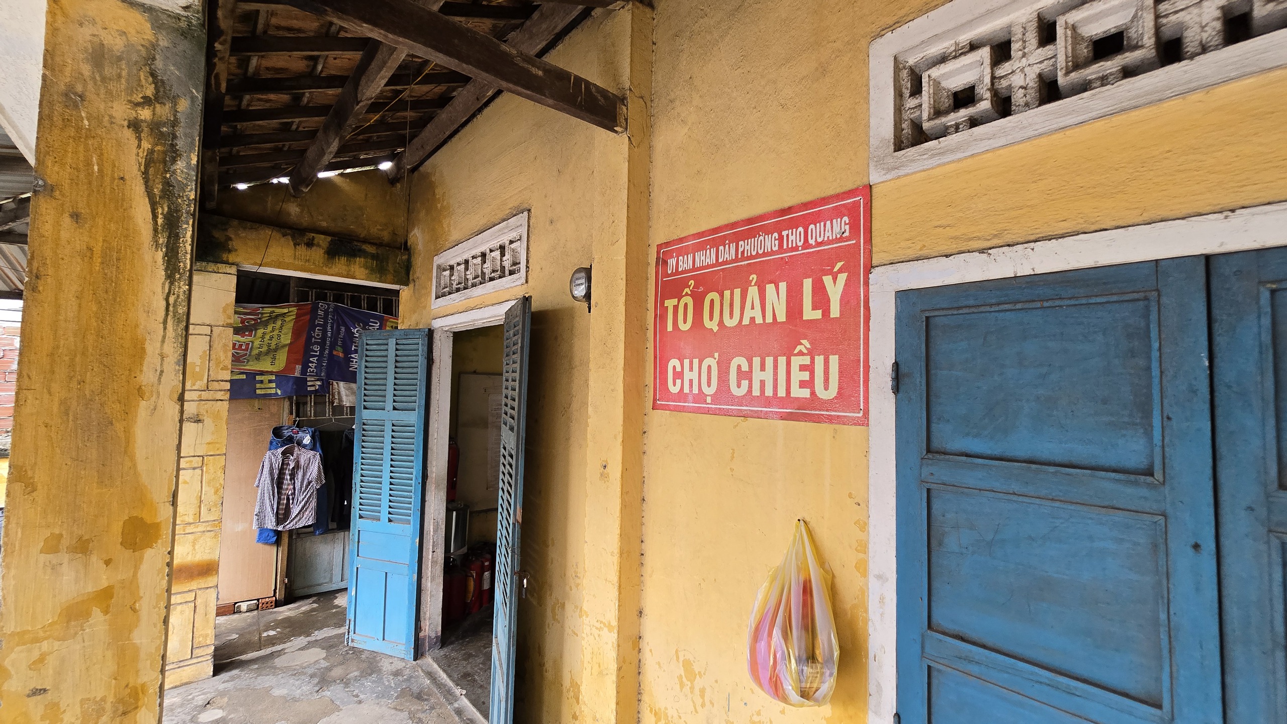 Cận cảnh xuống cấp tại hai khu chợ hải sản nổi tiếng Đà Nẵng- Ảnh 8.