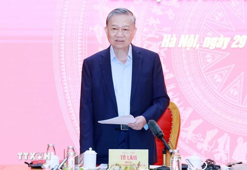 Tổng B&iacute; thư T&ocirc; L&acirc;m l&agrave;m việc với Ban Tuy&ecirc;n gi&aacute;o Trung ương - Ảnh 2.