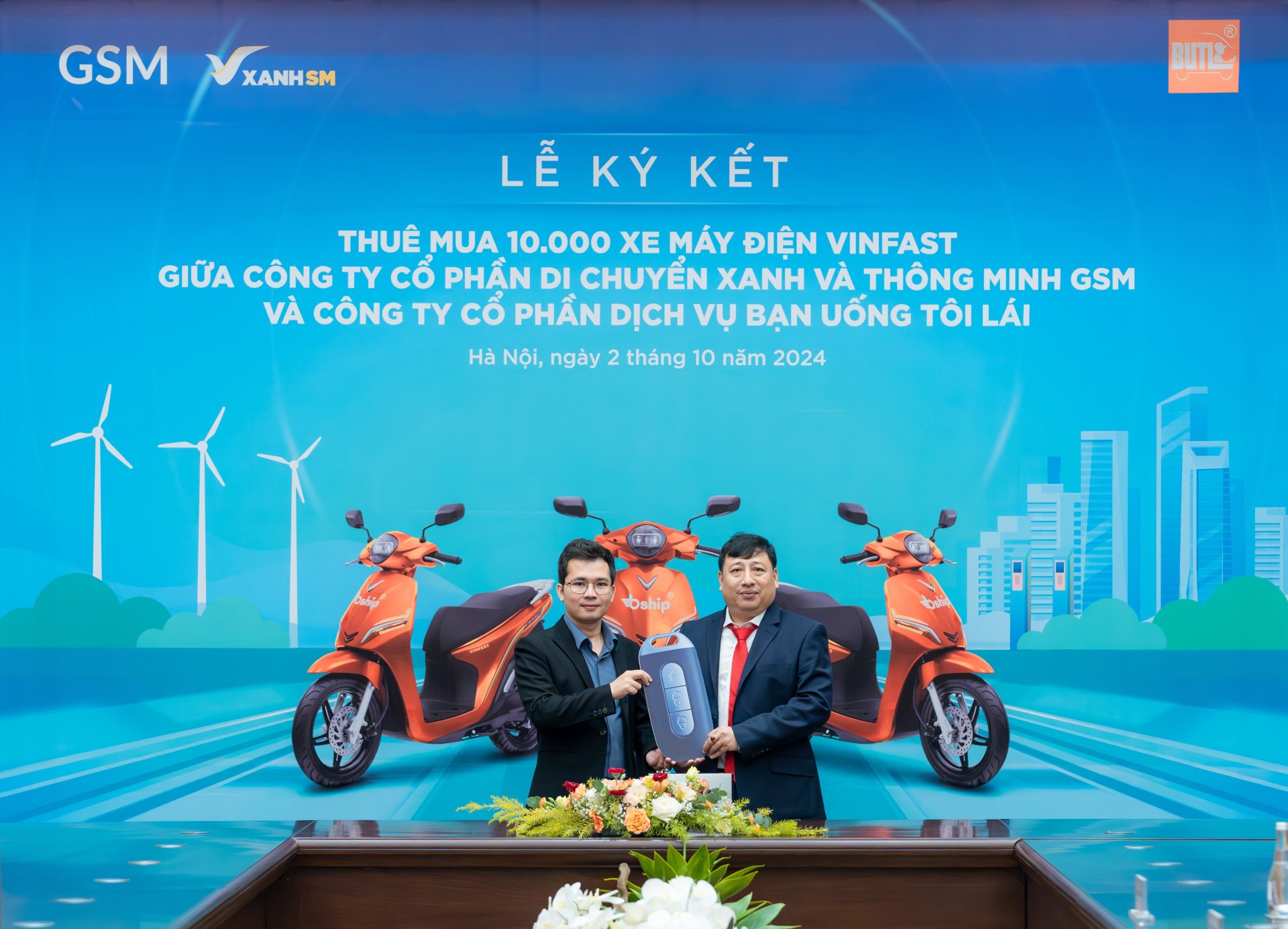 C&ocirc;ng ty Bạn Uống T&ocirc;i L&aacute;i mua v&agrave; thu&ecirc; th&ecirc;m 10.000 xe m&aacute;y điện VinFast từ GMS- Ảnh 1.