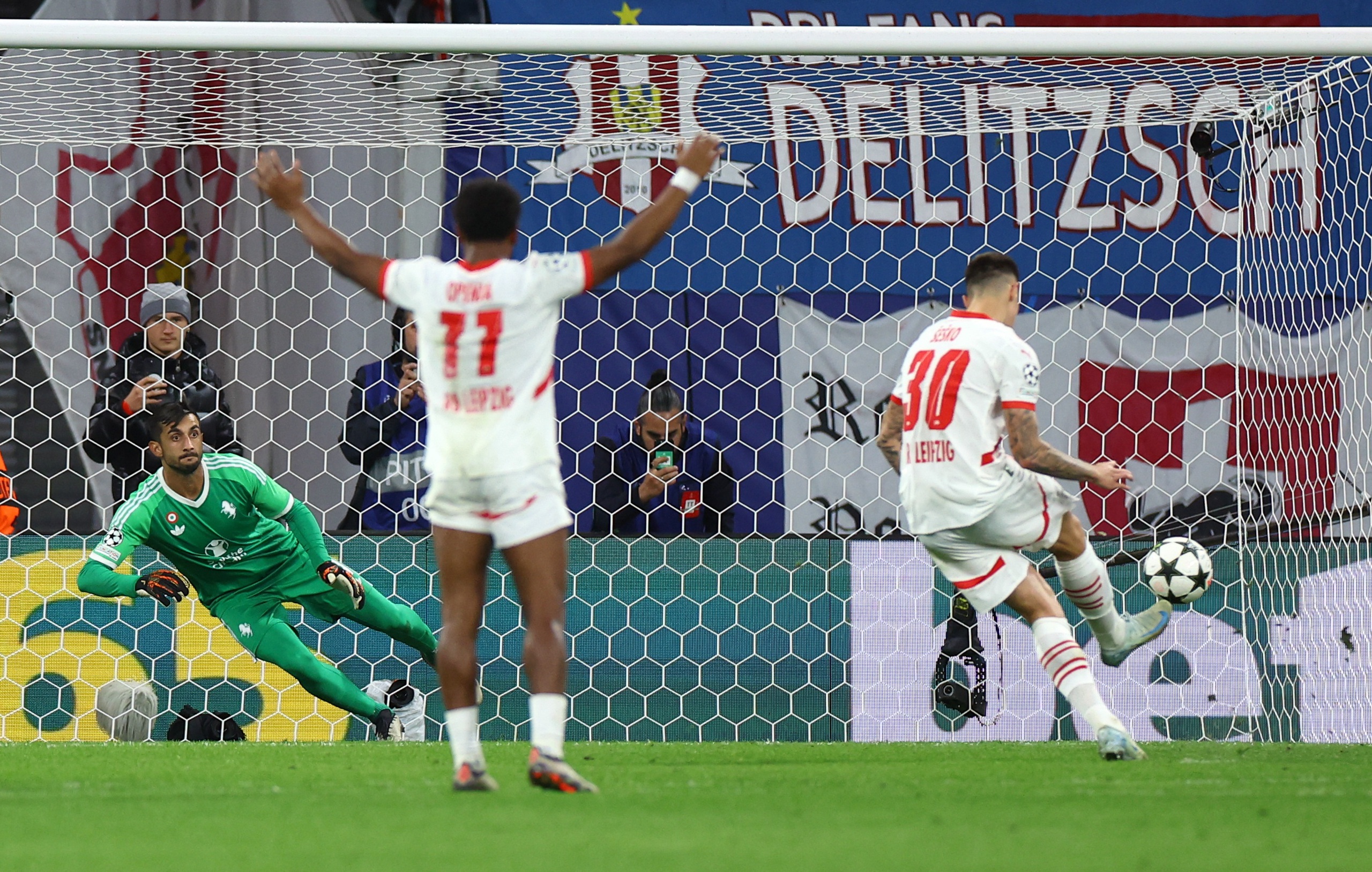 Liverpool toàn thắng, Juventus ngược dòng khó tin Champions League- Ảnh 8.