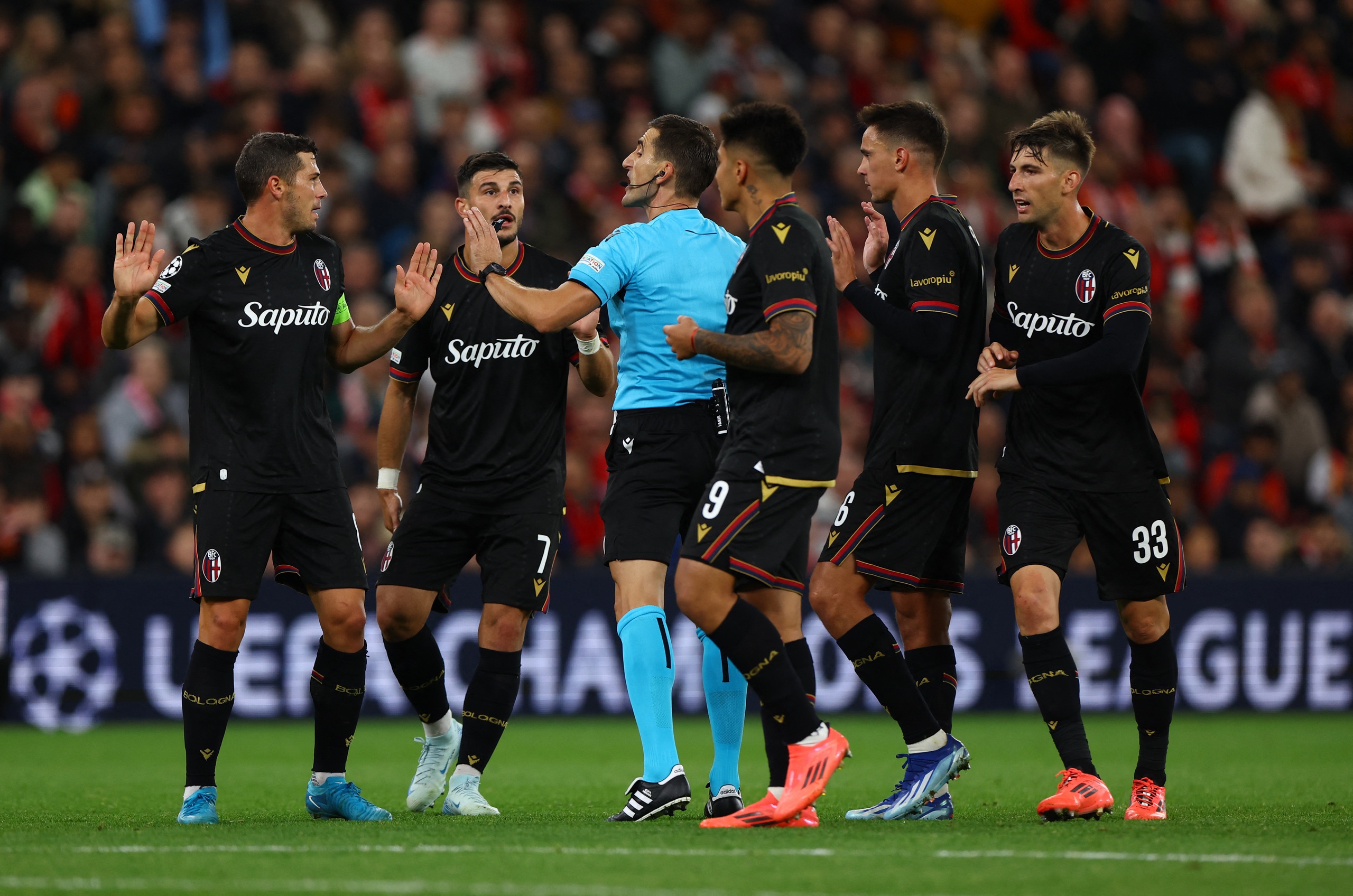 Liverpool toàn thắng, Juventus ngược dòng khó tin Champions League- Ảnh 1.