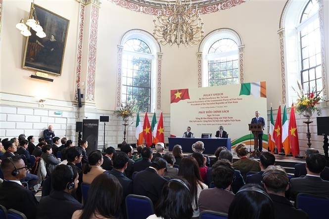 Tổng B&iacute; thư, Chủ tịch nước T&ocirc; L&acirc;m: Tầm nh&igrave;n về kỷ nguy&ecirc;n mới trong quan hệ Việt Nam - Ireland- Ảnh 4.