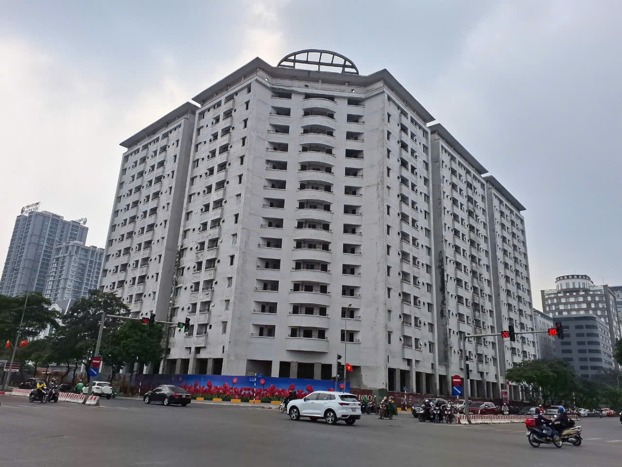 Bộ X&acirc;y dựng: Gần như kh&ocirc;ng c&oacute; chung cư gi&aacute; dưới 25 triệu đồng/m2- Ảnh 1.
