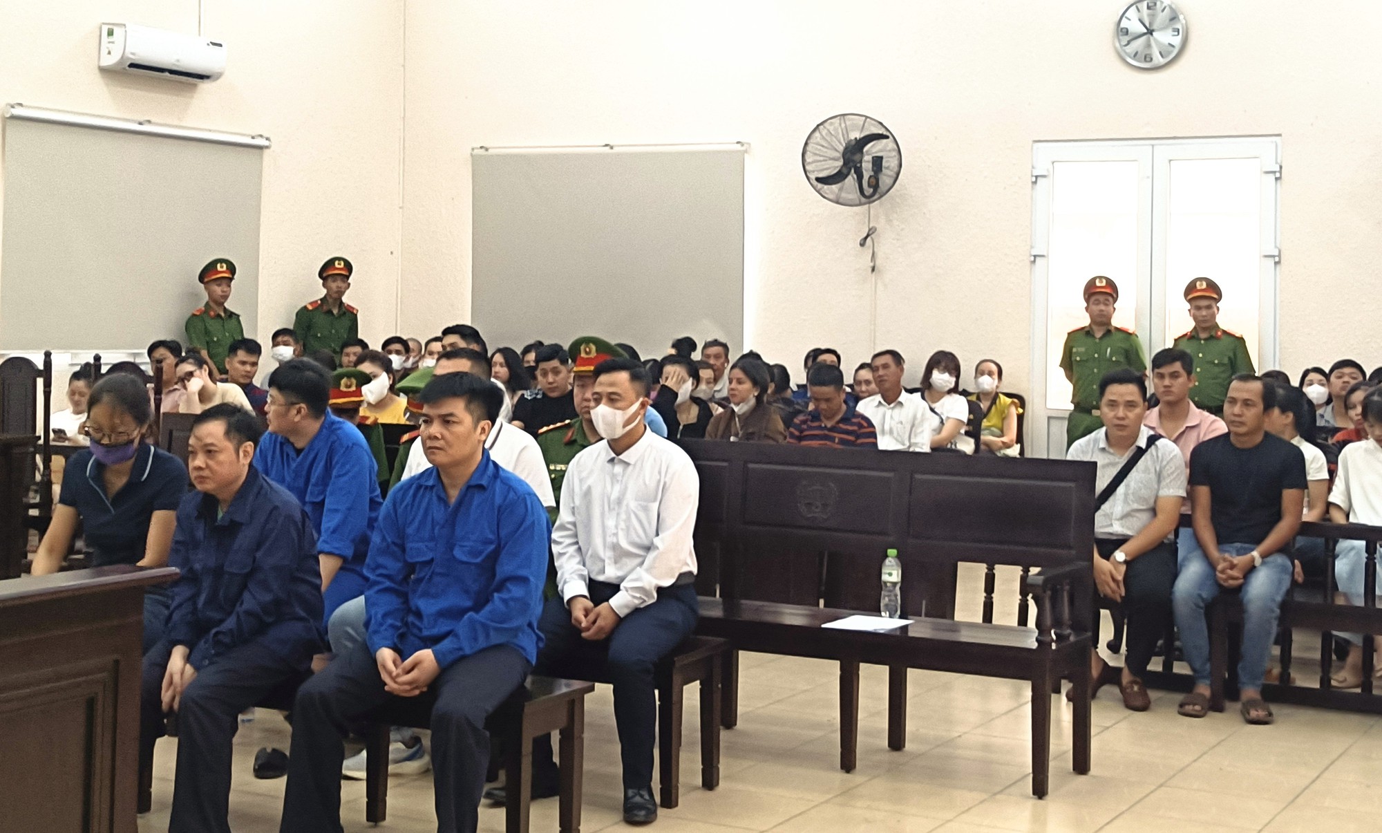 Chủ qu&aacute;n karaoke An Ph&uacute; bị tuy&ecirc;n phạt 8 năm t&ugrave;- Ảnh 1.