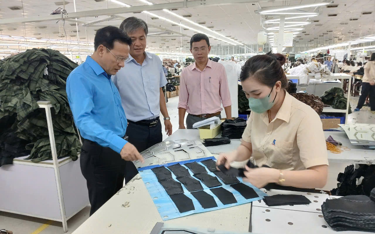 Khánh Hòa: Triển khai nhiều hoạt động chăm lo Tết cho đoàn viên, người lao động