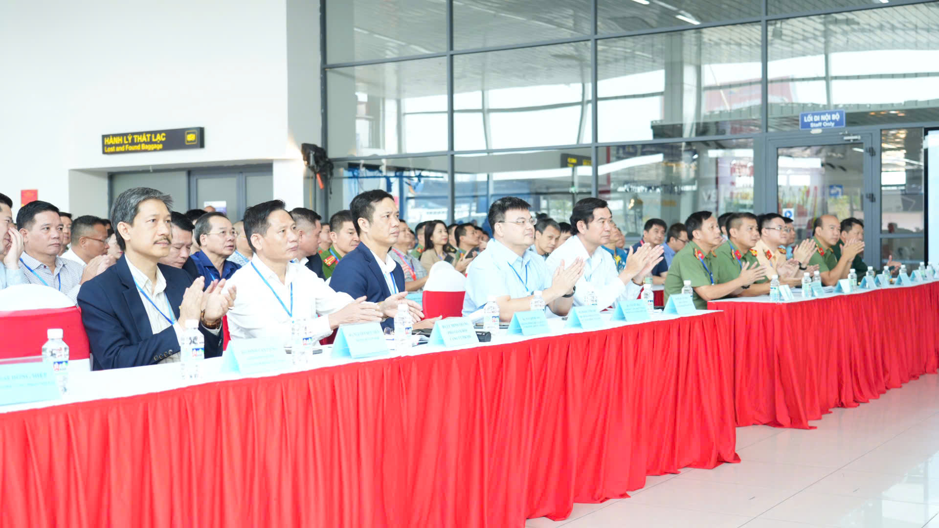 Lãnh đạo Cục Hàng không, Tổng công ty Cảng hàng không Việt Nam, Cảng vụ hàng không miền Bắc... tham dự Diễn tập