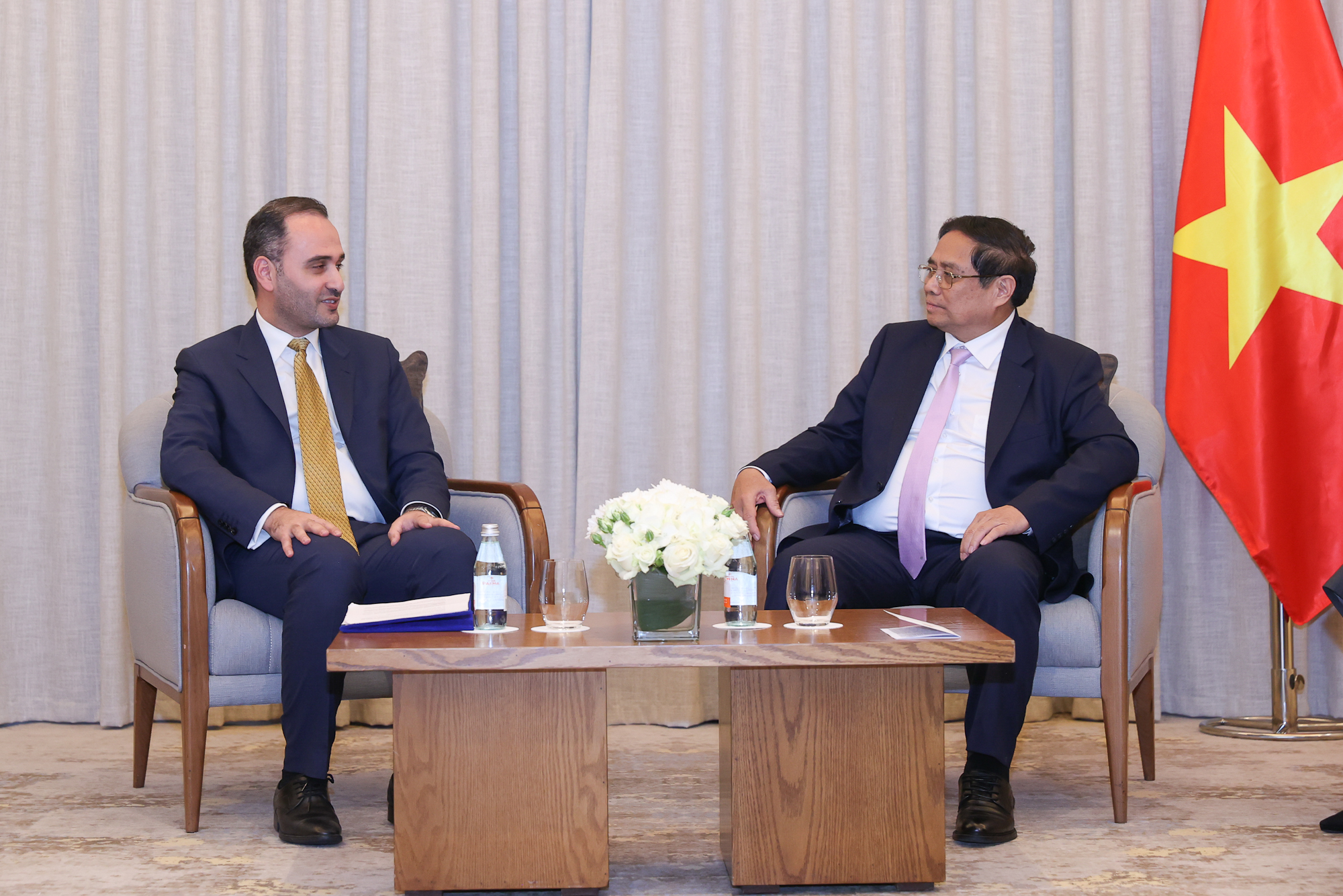 Thủ tướng hoan ngh&ecirc;nh Tập đo&agrave;n Qatar đầu tư khu li&ecirc;n hợp thể thao tầm cỡ tại Đ&ocirc;ng Anh- Ảnh 1.