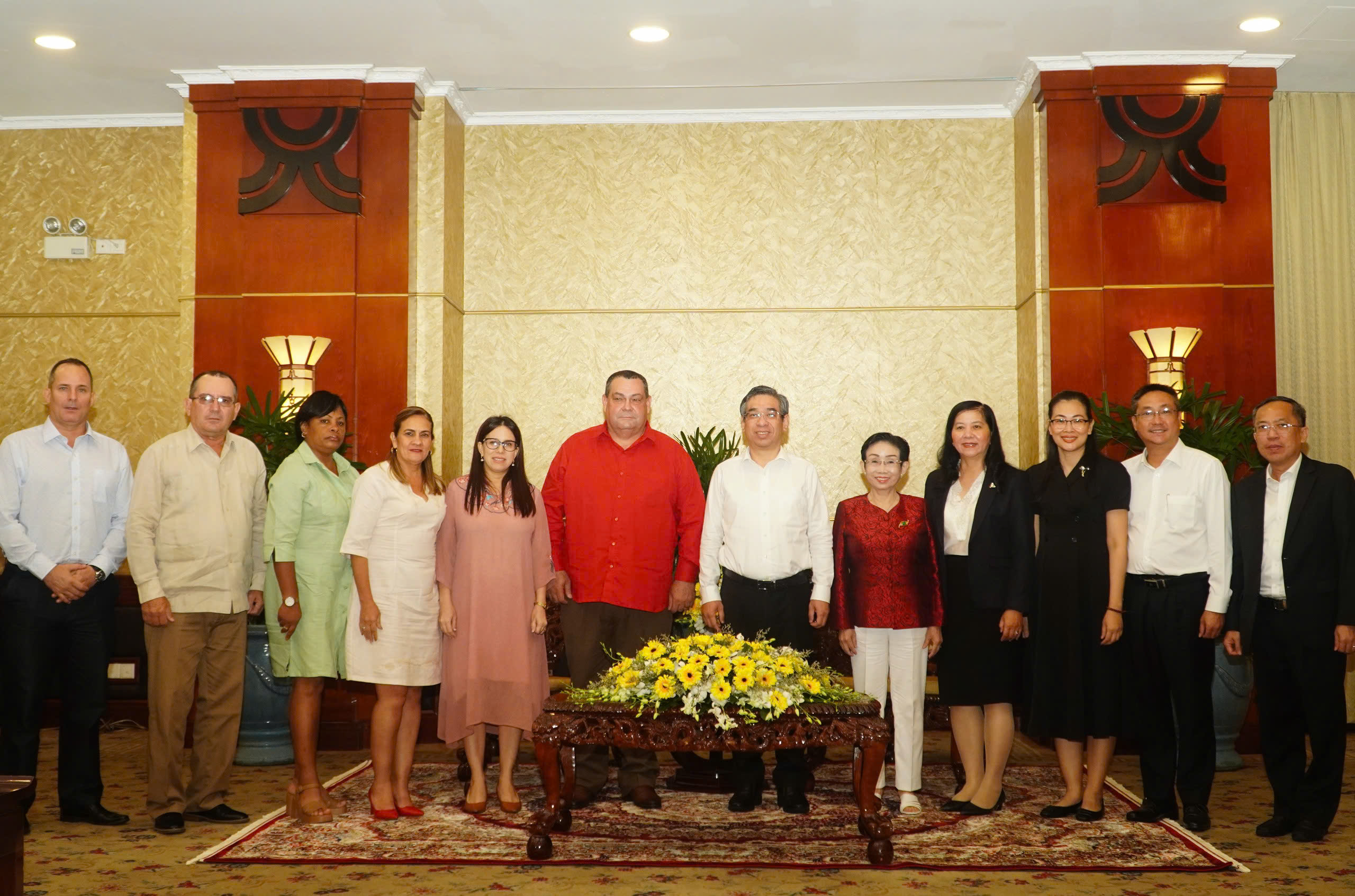 Đo&agrave;n c&ocirc;ng t&aacute;c Hội tiểu n&ocirc;ng Cuba thăm v&agrave; l&agrave;m việc tại TP HCM- Ảnh 4.