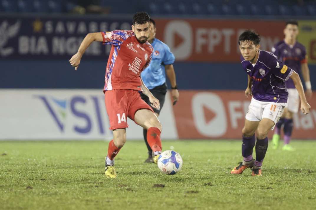 Tiến Linh lập