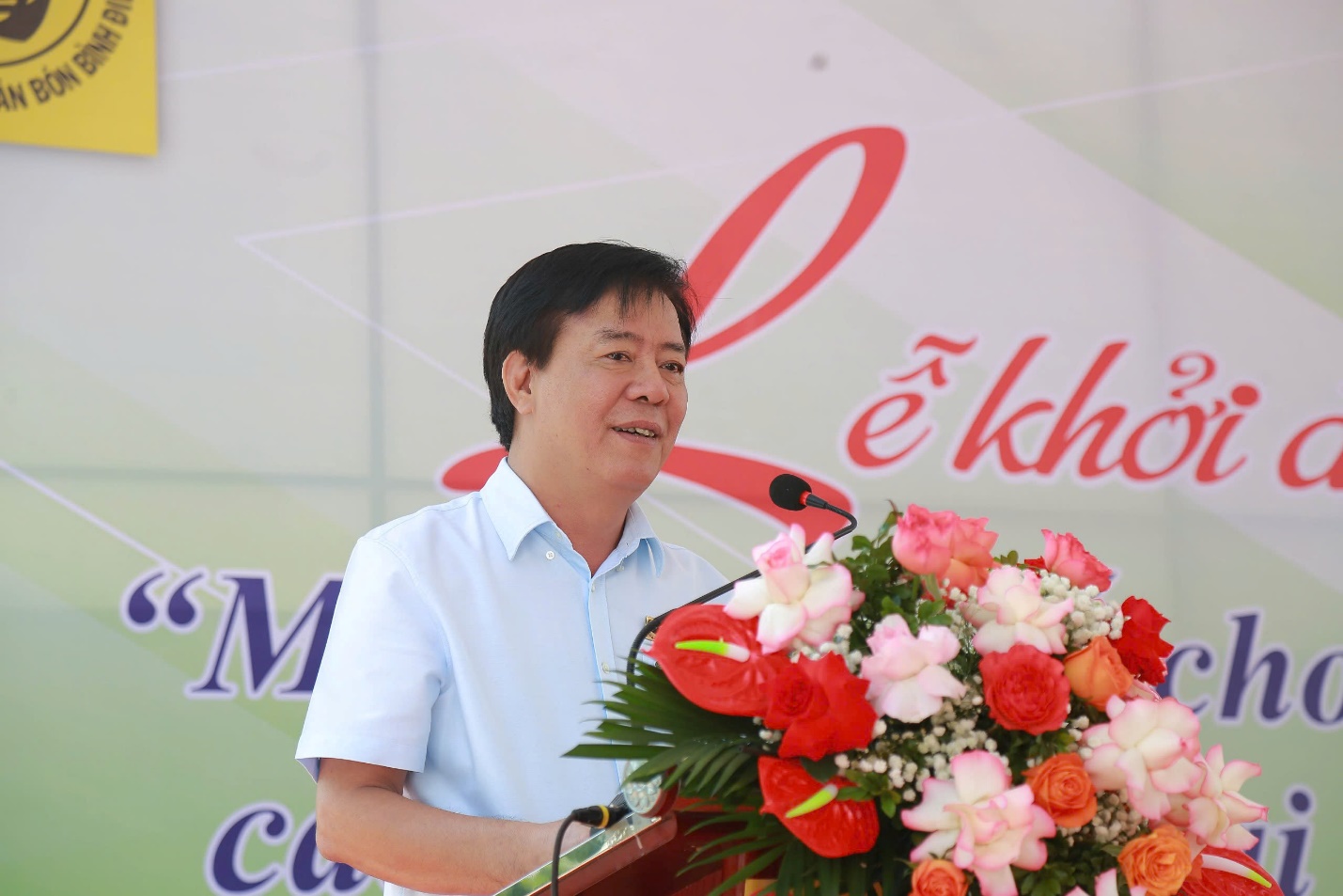 B&igrave;nh Điền khởi động chương tr&igrave;nh "Mang sinh kế cho b&agrave; con v&ugrave;ng b&atilde;o lũ tỉnh Y&ecirc;n B&aacute;i v&agrave; L&agrave;o Cai" năm 2024- Ảnh 1.