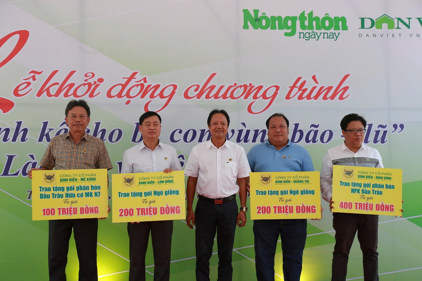 B&igrave;nh Điền khởi động chương tr&igrave;nh "Mang sinh kế cho b&agrave; con v&ugrave;ng b&atilde;o lũ tỉnh Y&ecirc;n B&aacute;i v&agrave; L&agrave;o Cai" năm 2024- Ảnh 2.